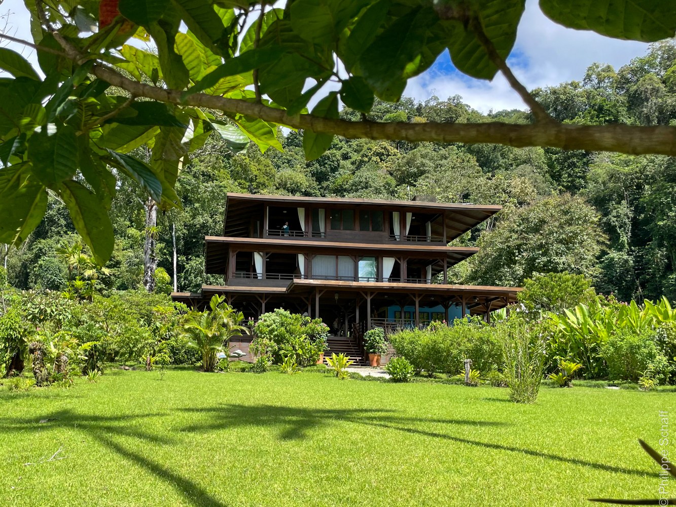 CR- Playa Cativo- Main Building.jpg