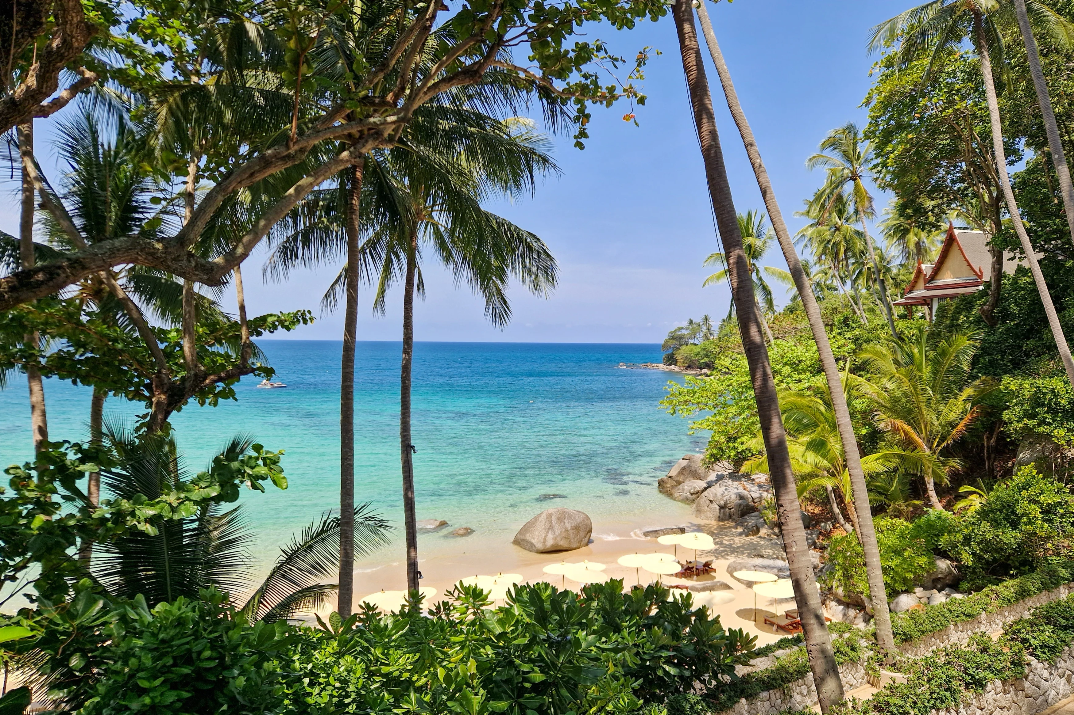 TH - Studiereis - Amanpuri - Beach (2).webp
