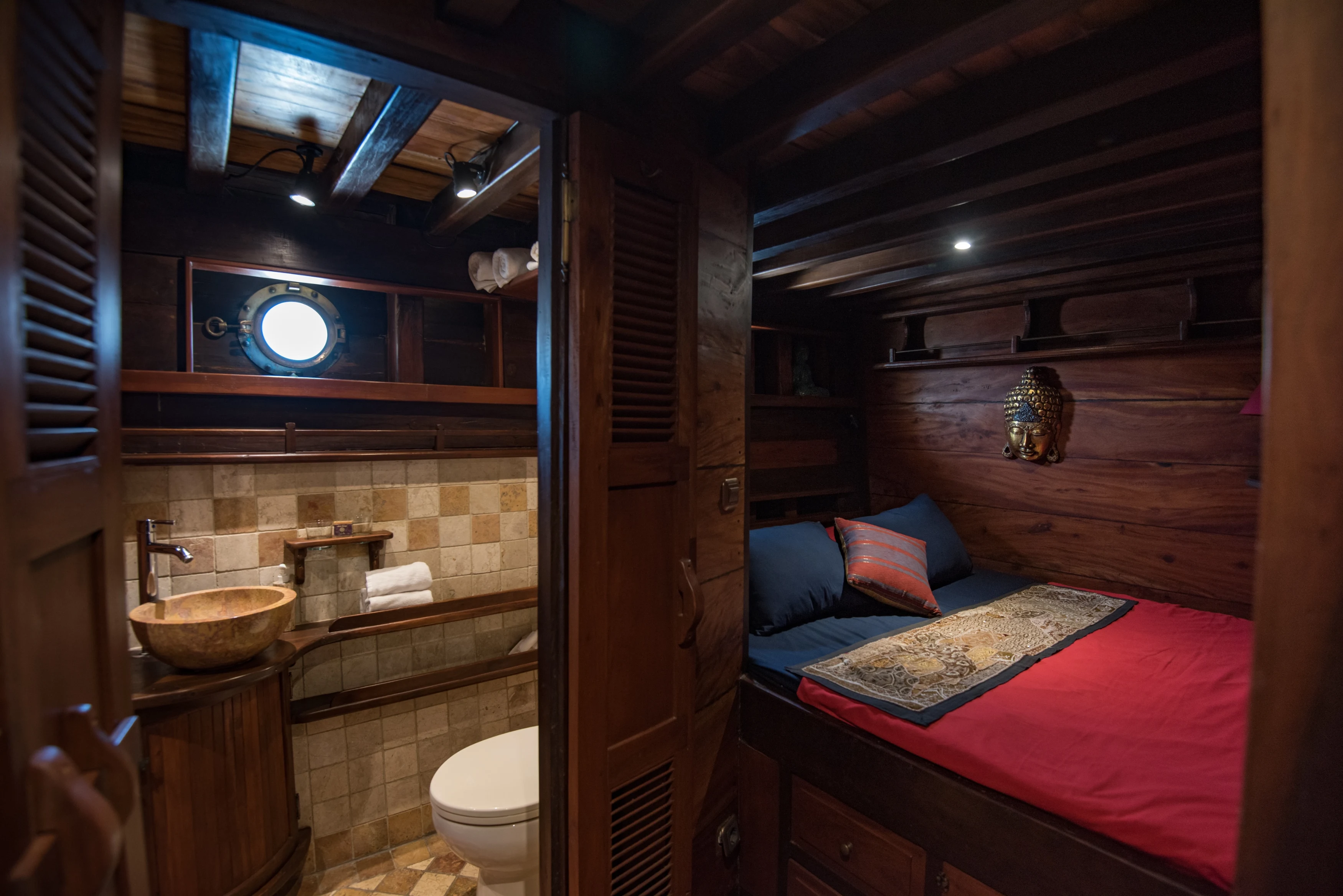 ID-Ananda Luxury Cruise.webp