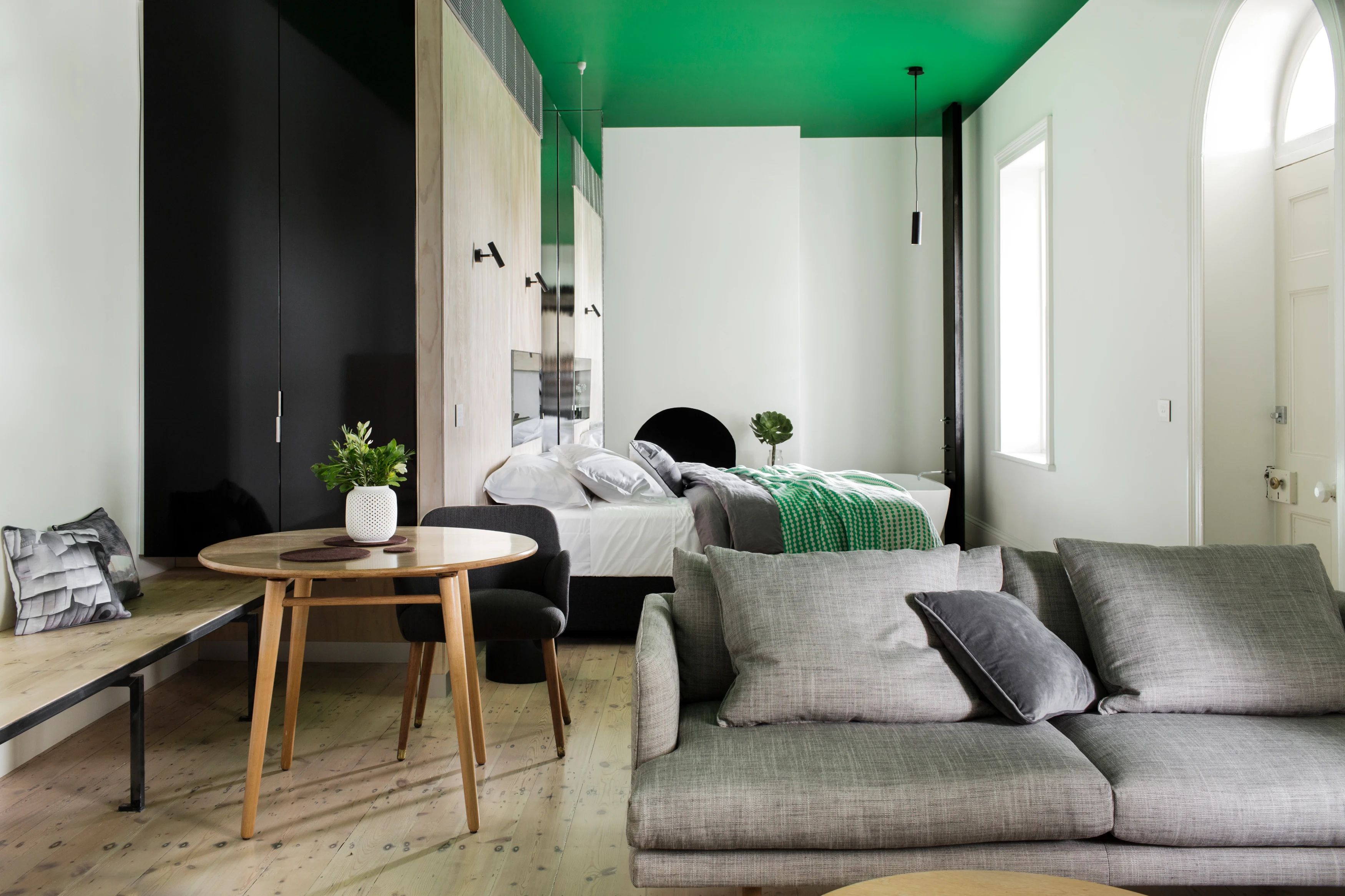 AU - Accommodatie - Drift House - Suite 1.webp