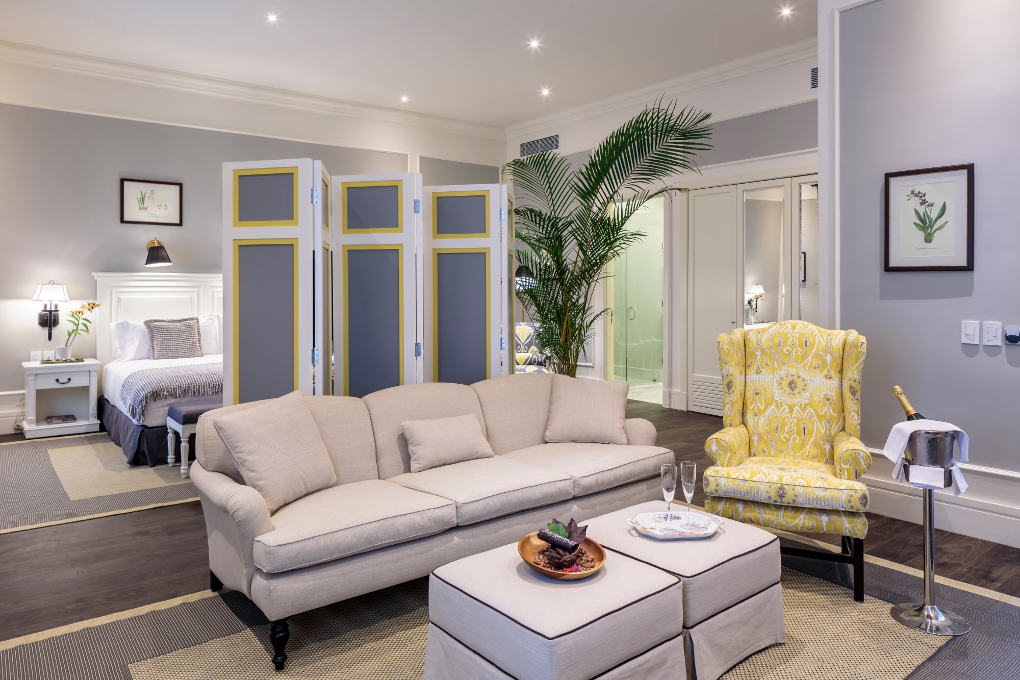 EC - Hotel del Parque - junior-suite.jpg