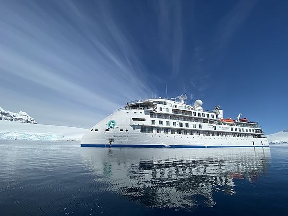 NP-SJ-Greg_Mortimer_in_Antarctica__Scott_Portelli.jpg