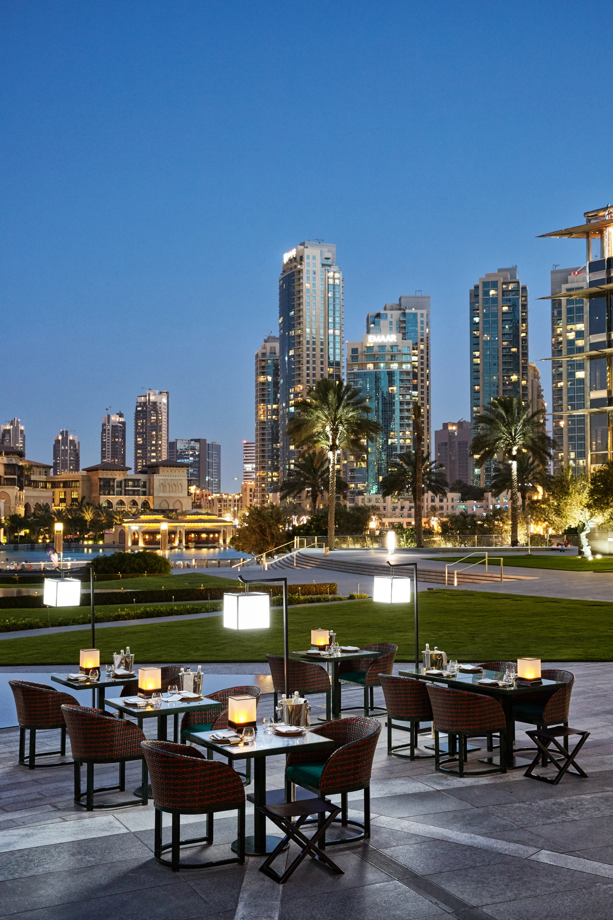 AE -Armani Hotel - Armani hashi terrace.webp