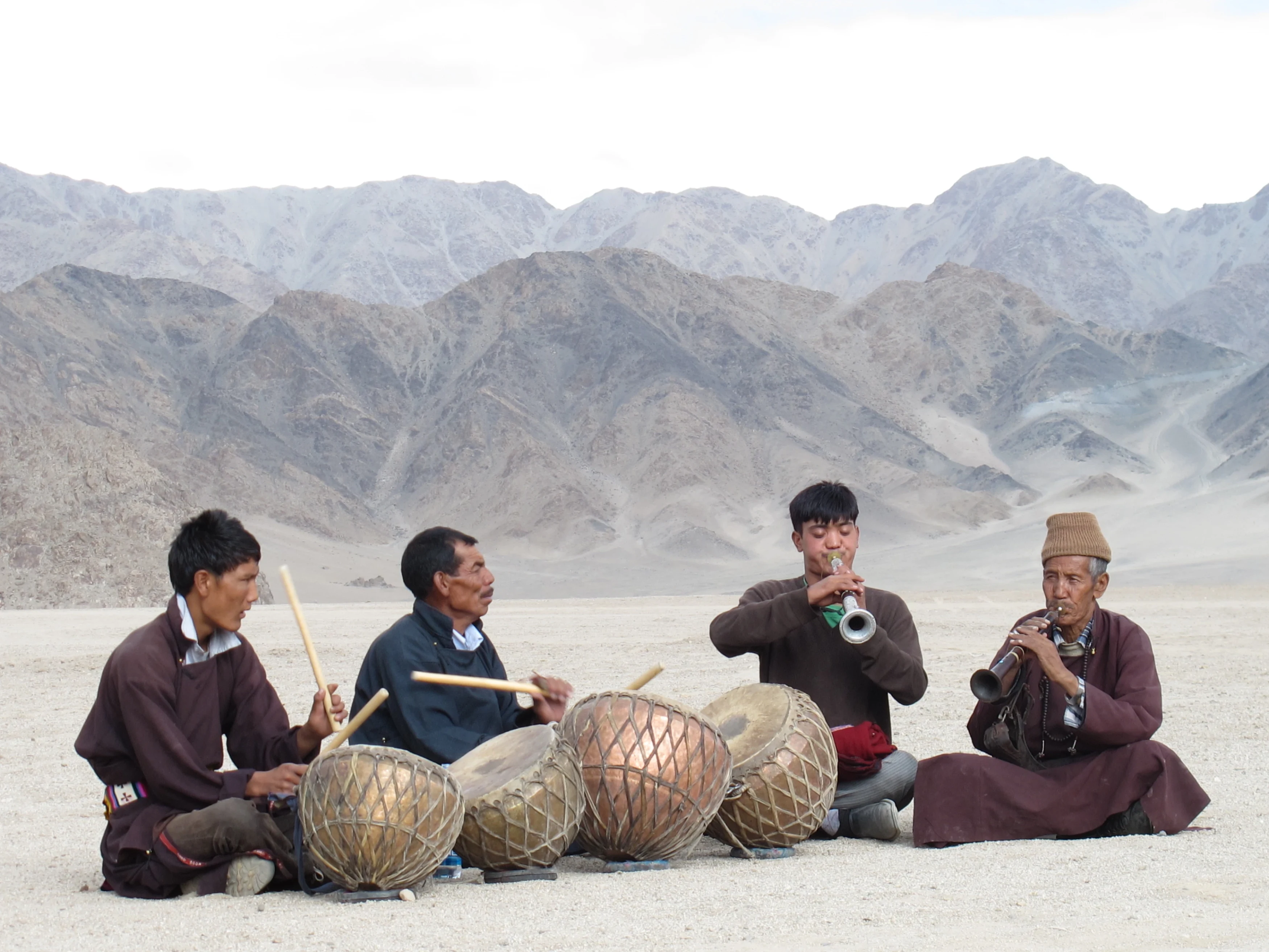 IN - Ladakh - Surna daman musicians.webp