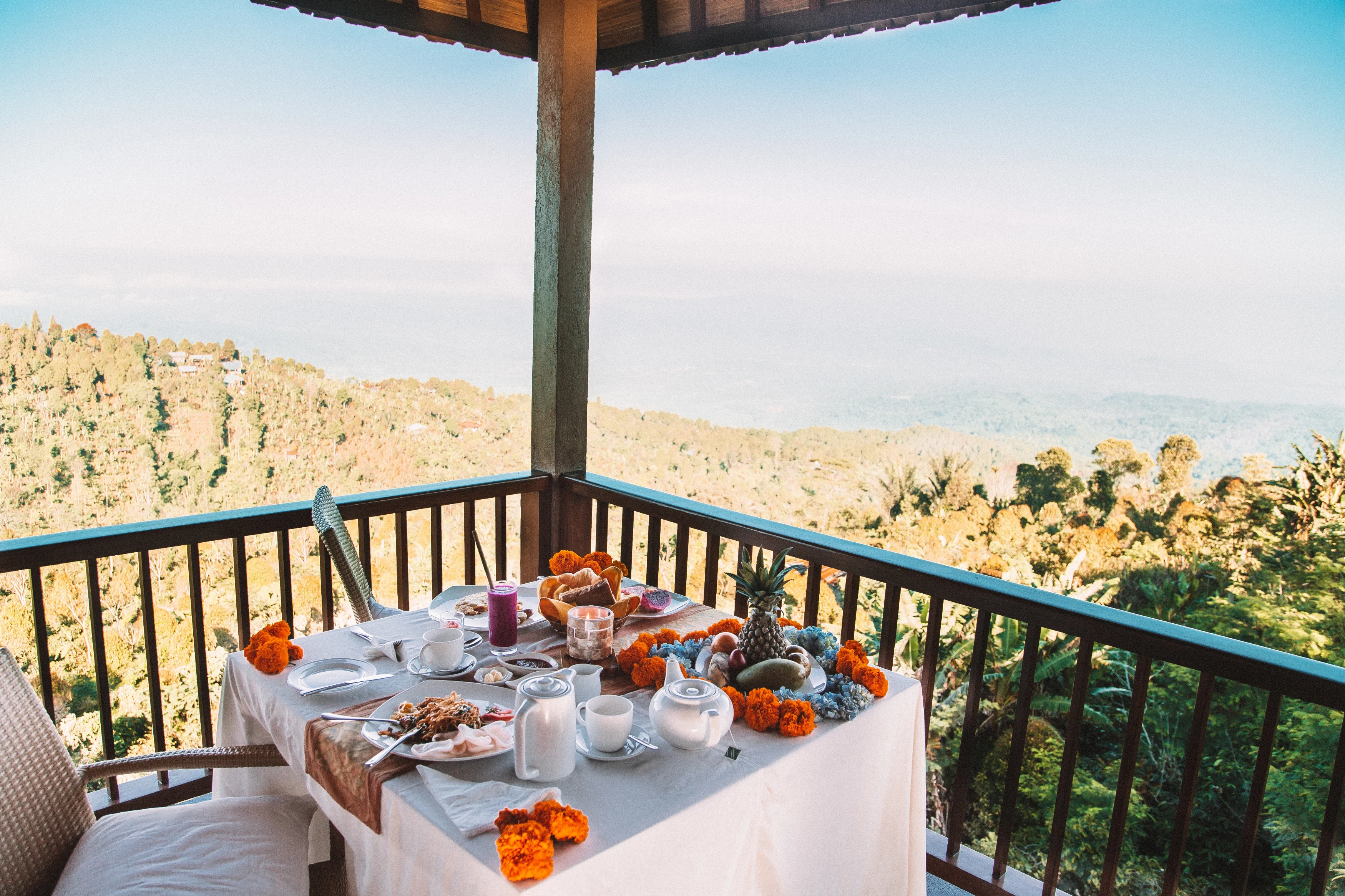 IN - Munduk Moding Plantation - Two Bedroom Coffee Villa - Breakfast.webp