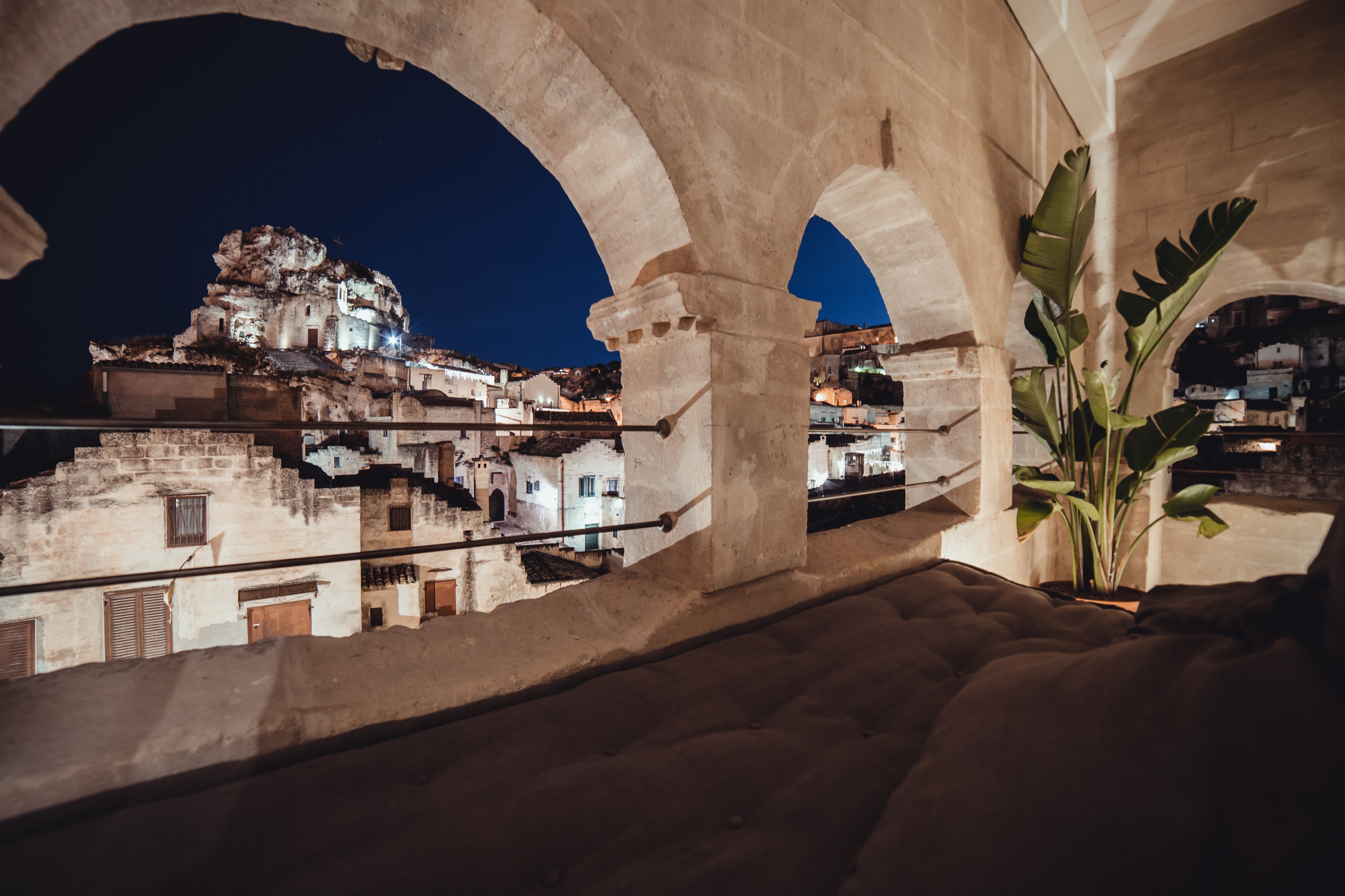 IT-Accommodatie-Sant'Angelo Luxury Resort-terrace view.jpg