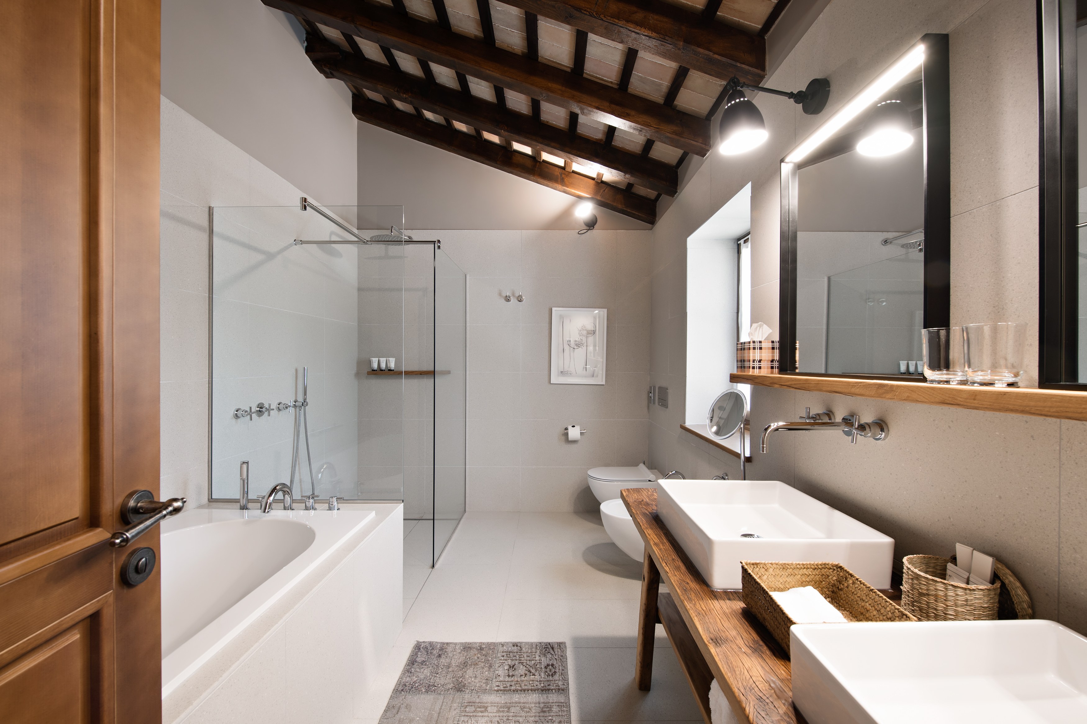 HR-Meneghetti Wine Hotel-bathroom.jpg