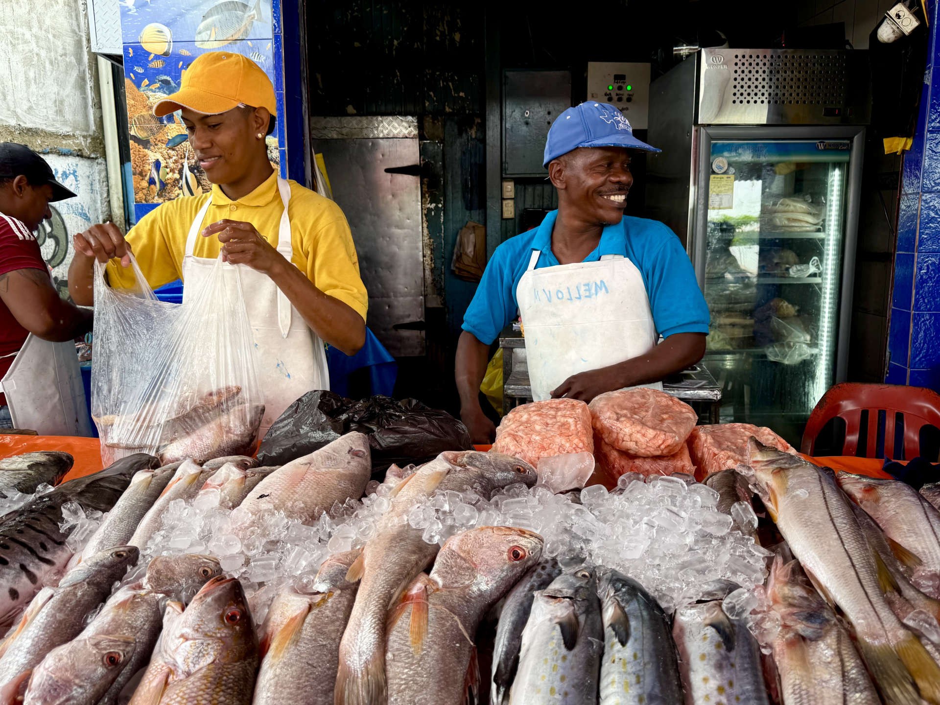 CO-exursie-Bazurto-Market-Life-Beleven+29-compressed.jpeg
