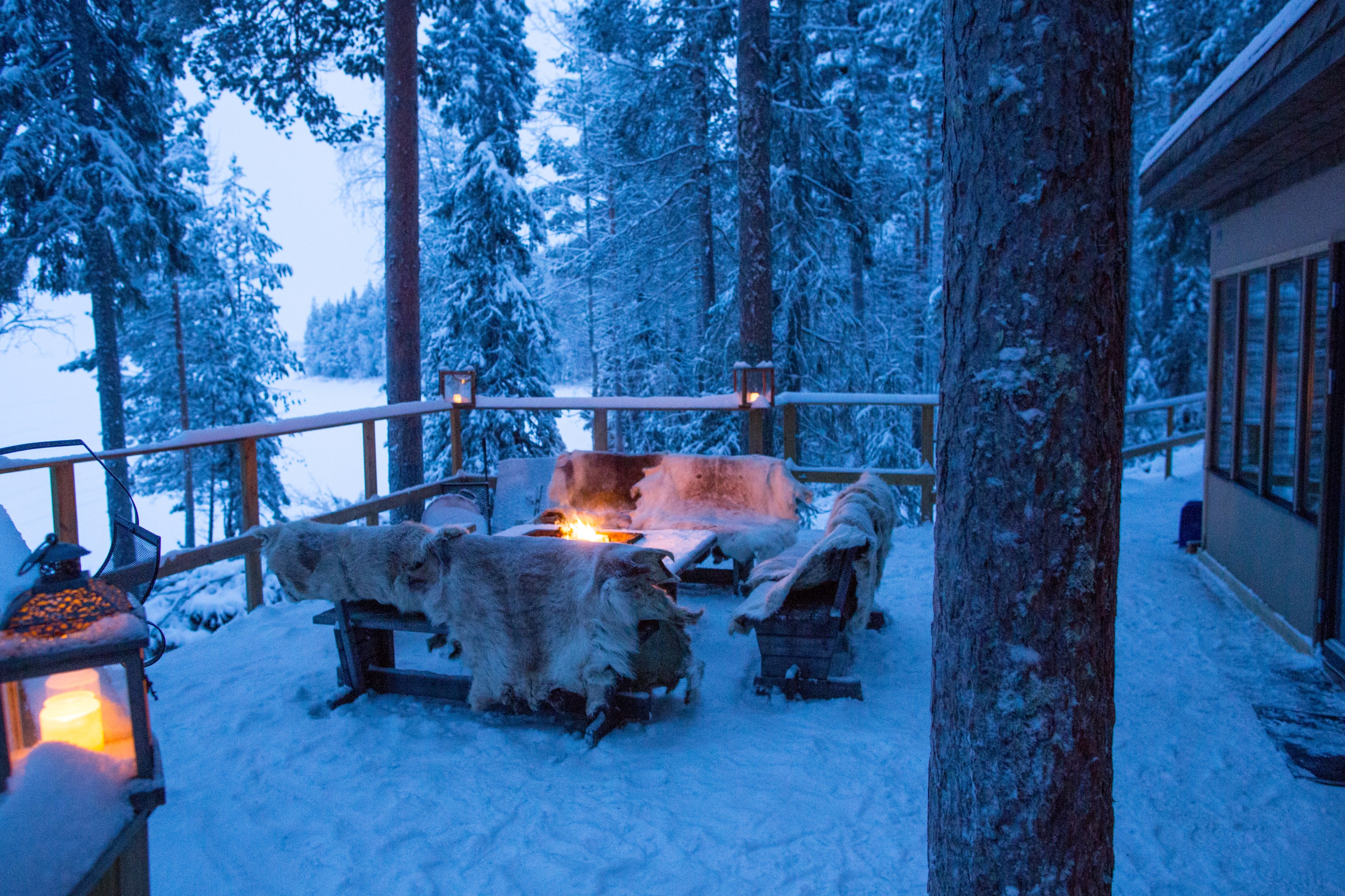 SE - accommodatie - Aurora Safari Camp - Dinning exterior.jpg