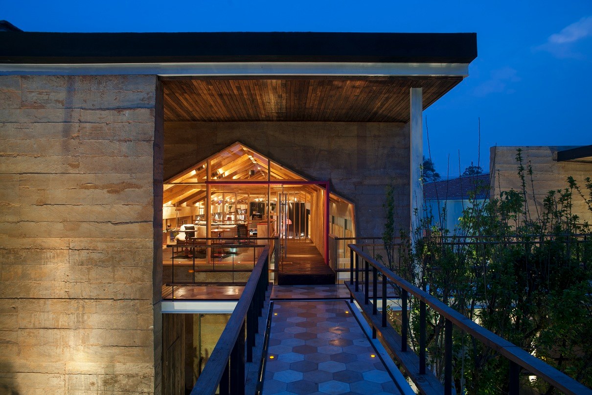MX - Hotel Bo - Library.jpg