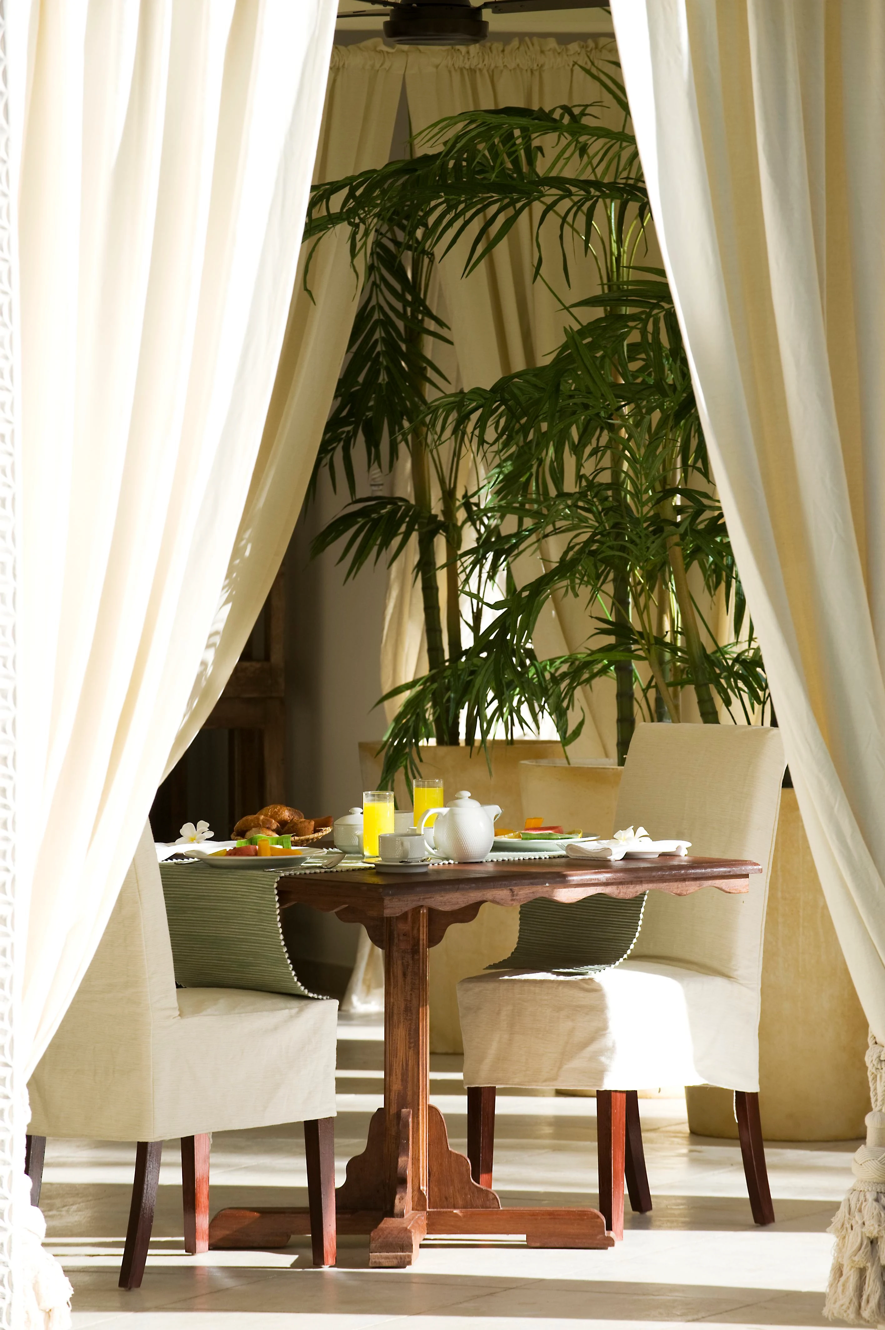 TZ - Baraza Resort & Spa - Restaurant.webp