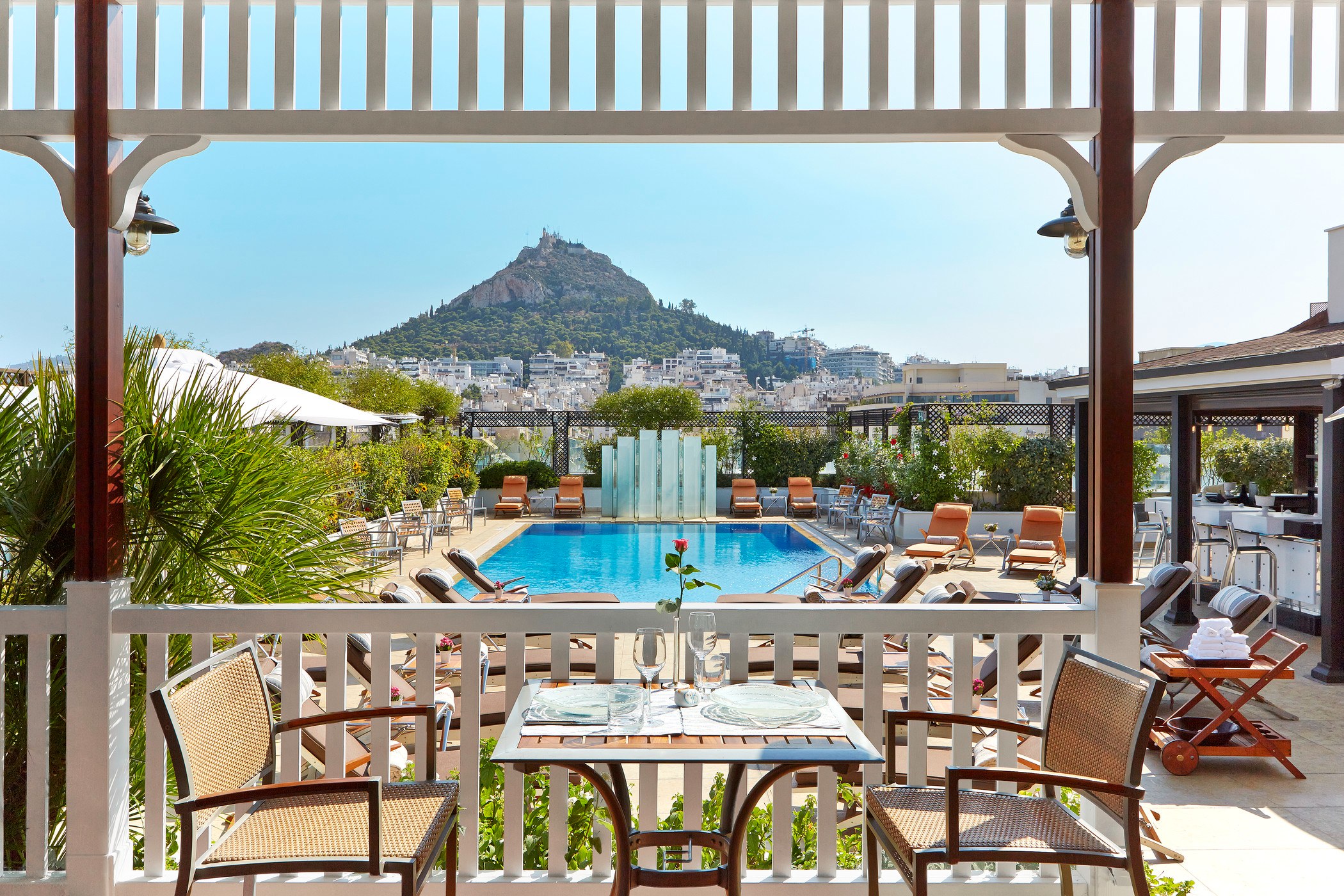 GR - Hotel Grande Betagne - Pool.jpg
