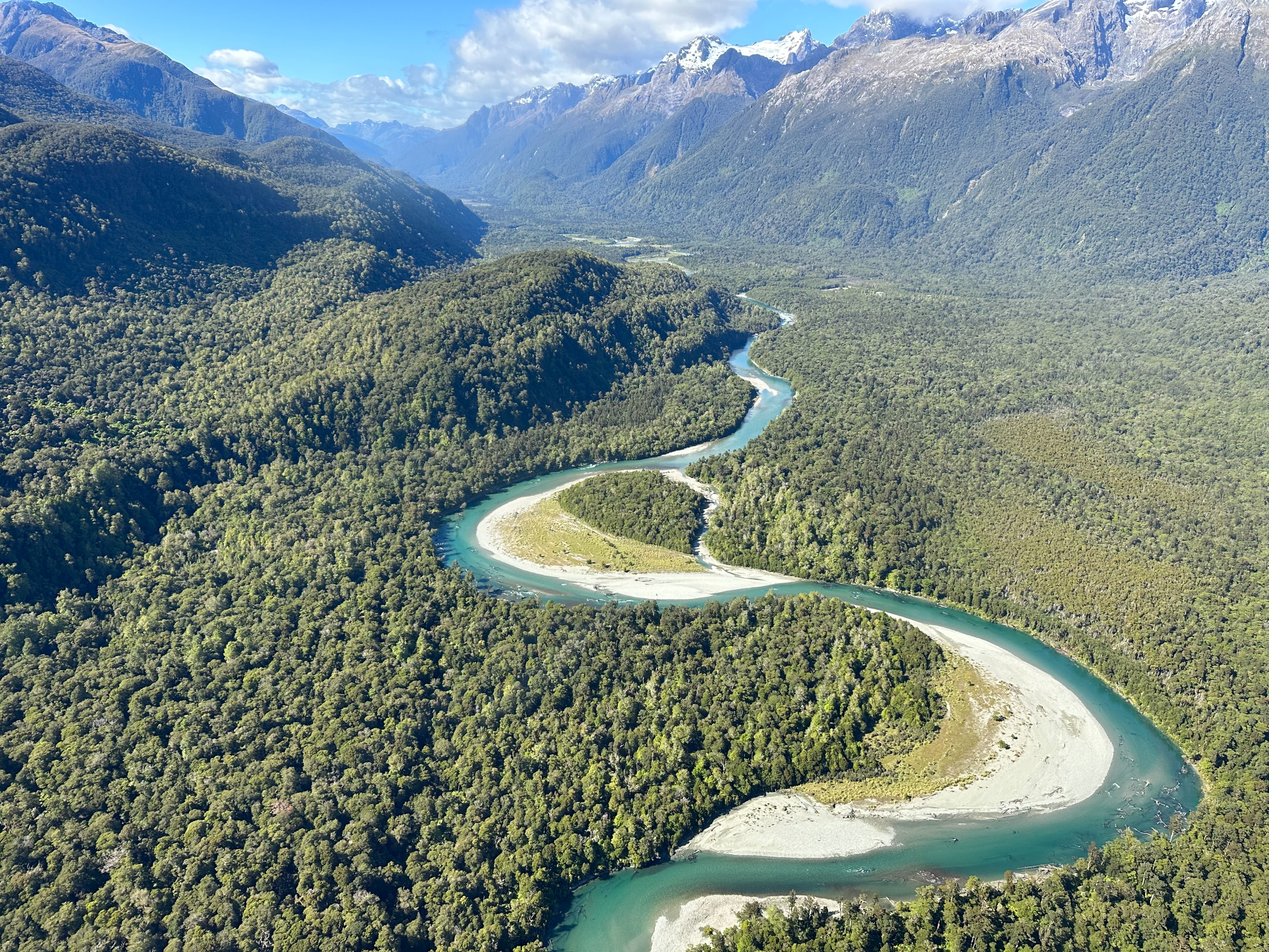 NZ - Hollyford Valley - overview.jpg