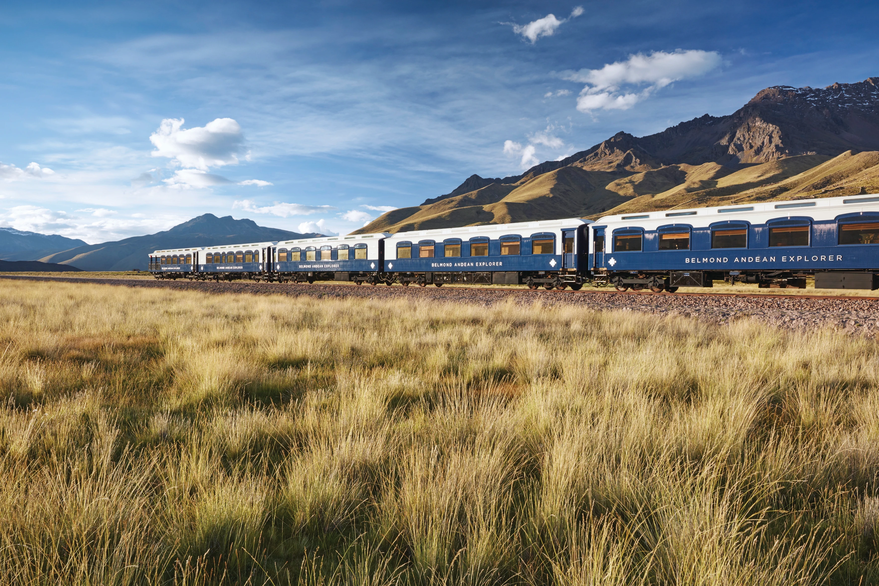 PE - Belmond Andean Explorer - Train exterior.webp