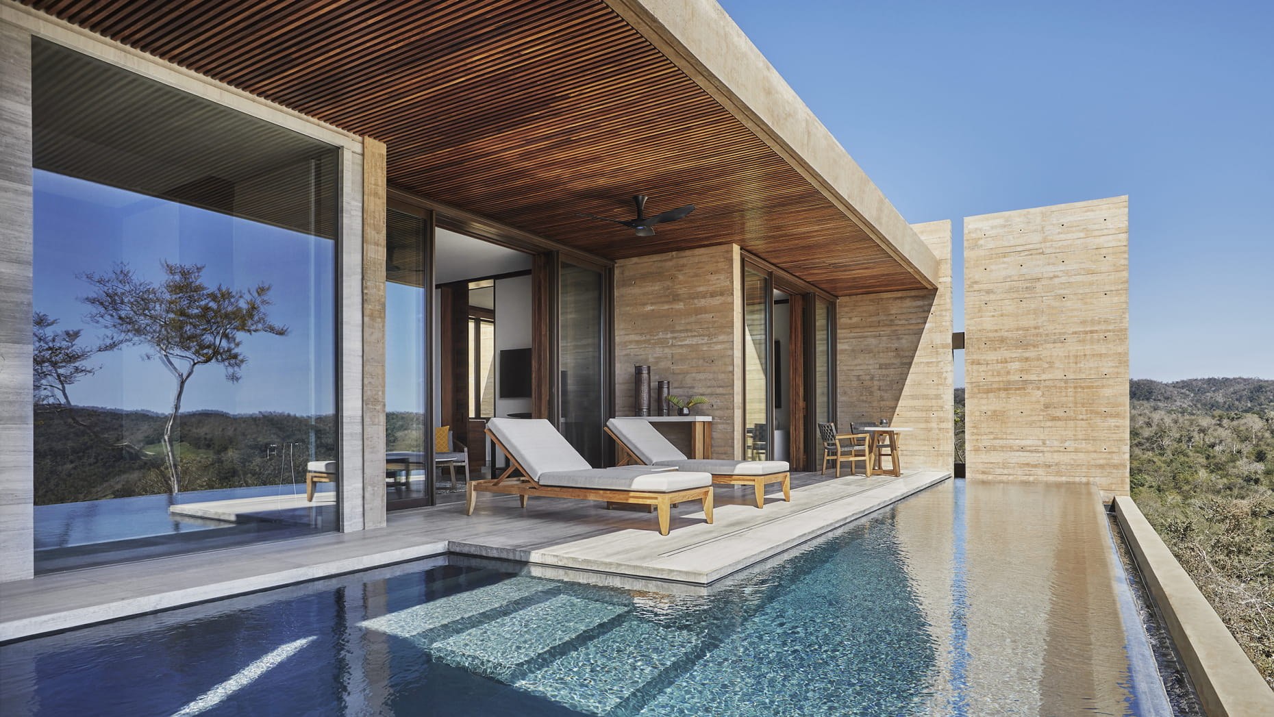 MX-Accommodatie-Four Seasons Tamarindo-swimming pool private.jpg