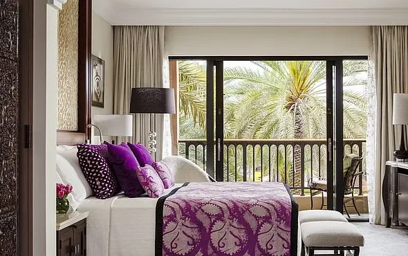 AE - One & Only Royal Mirage - Bedroom.webp
