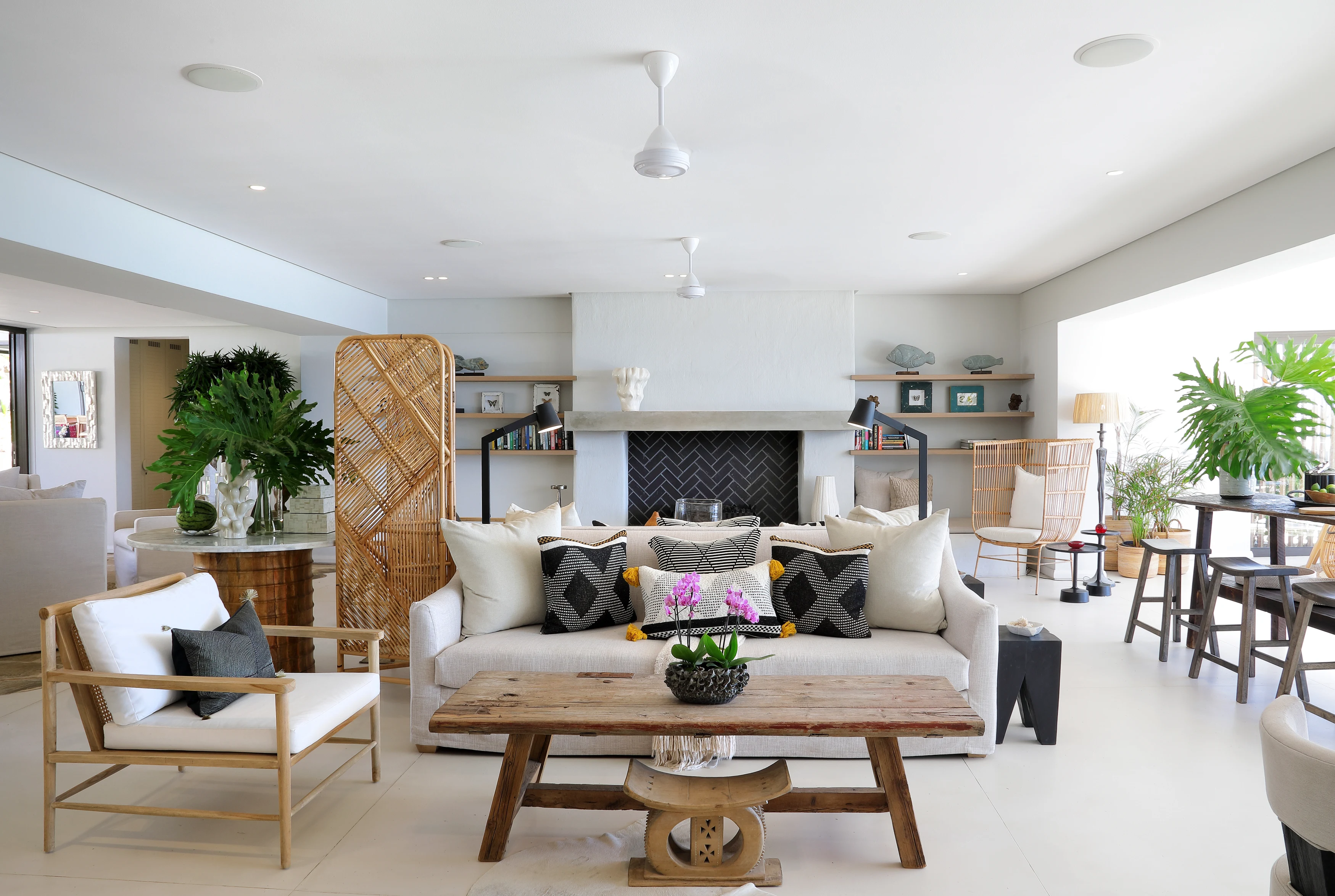 ZA-Accommodatie-Sala-Lounge livingroom.webp