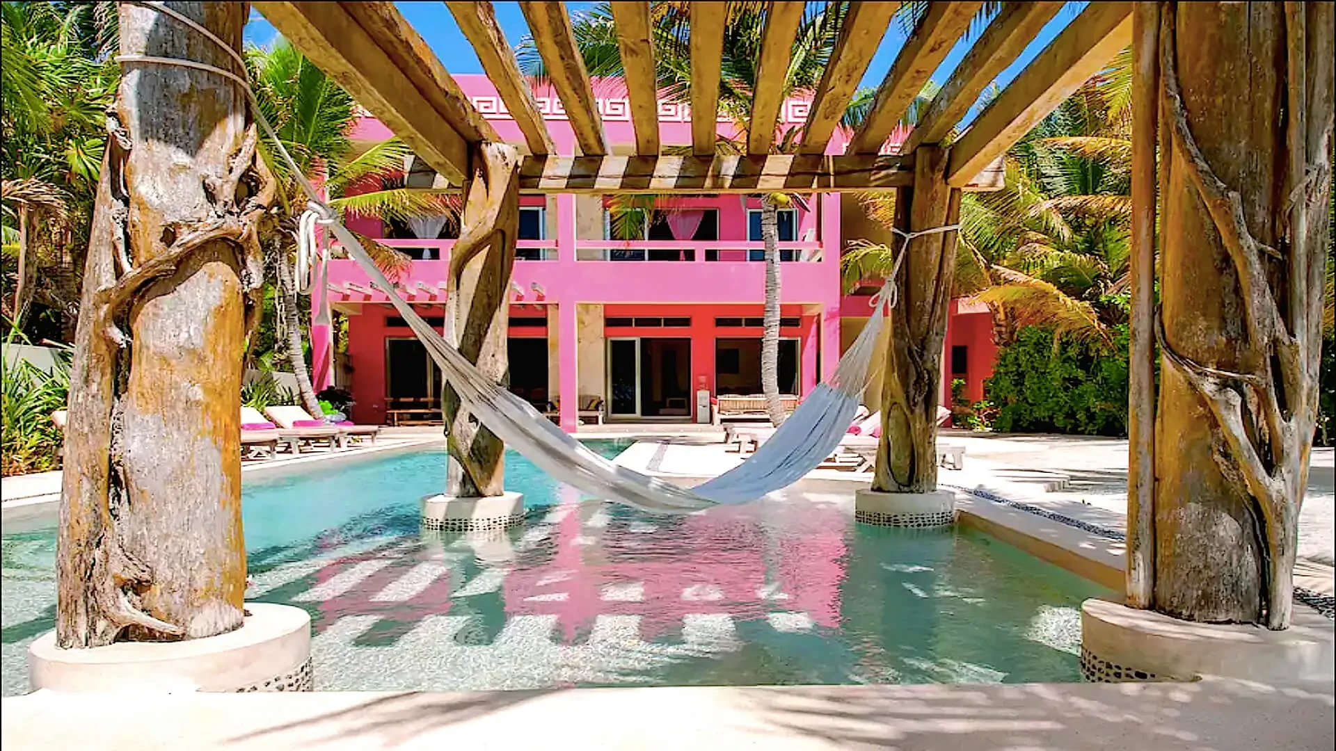 MX - Villa Alma Rosa - Hangmat.webp