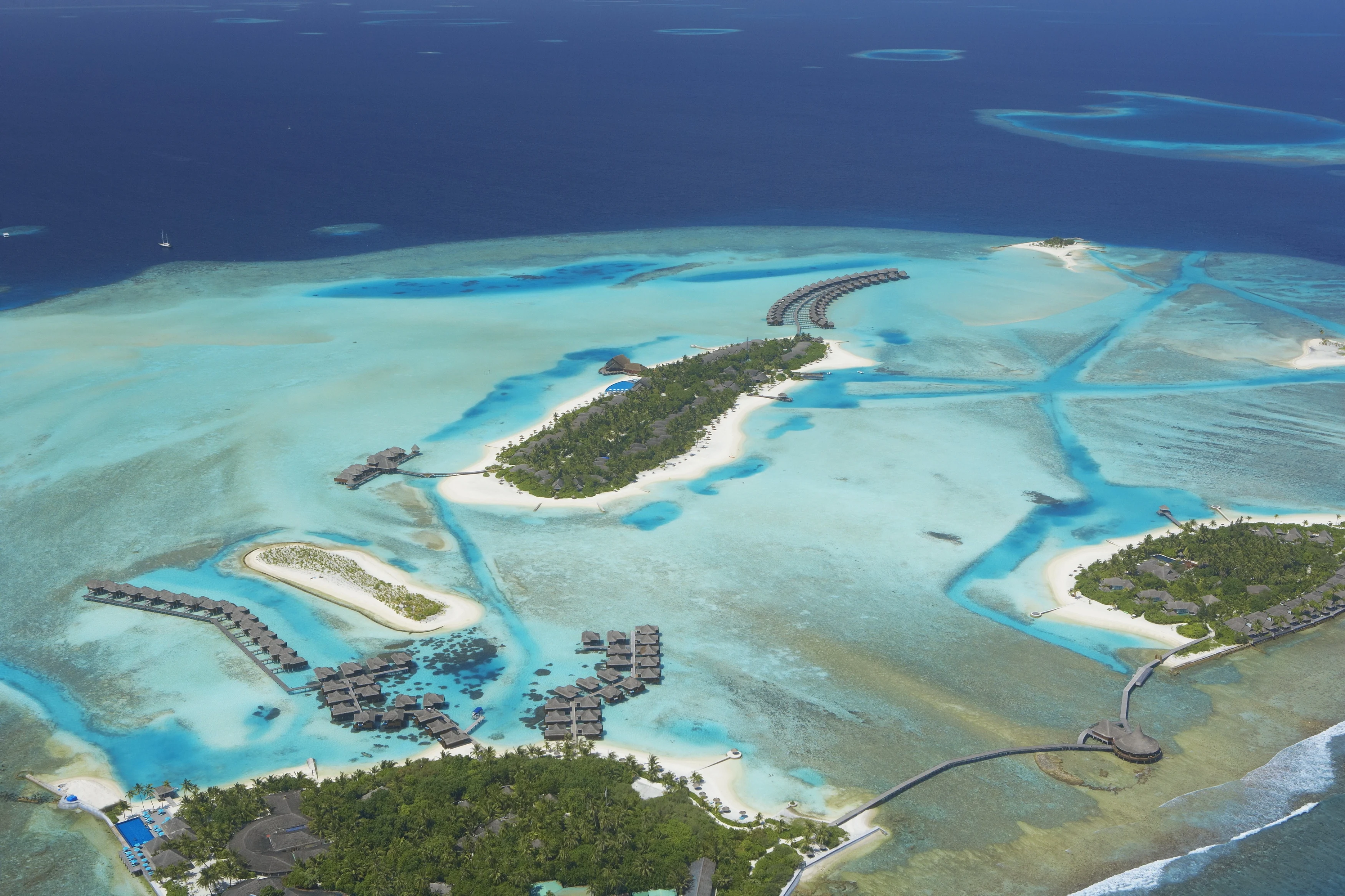 MV - Ananatara Veli - Lagoon.webp