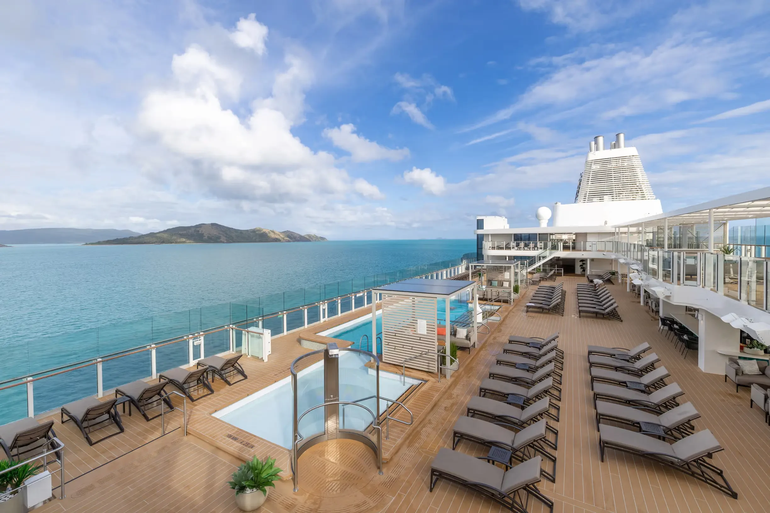 CA - Silver Nova Cruise - Zwembad.webp