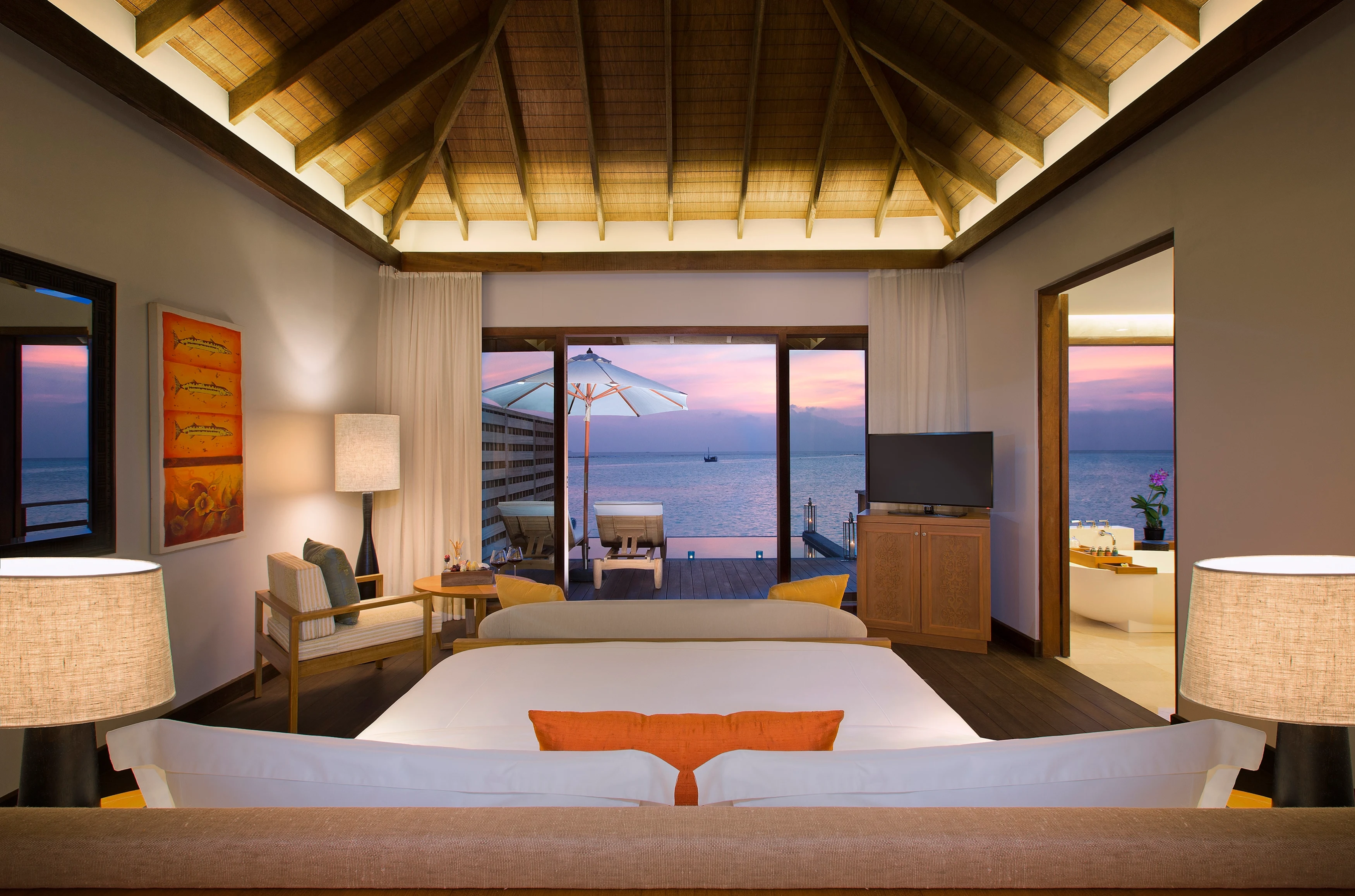 MV - Anantara Veli - Deluxe overwater pool bungalow.webp