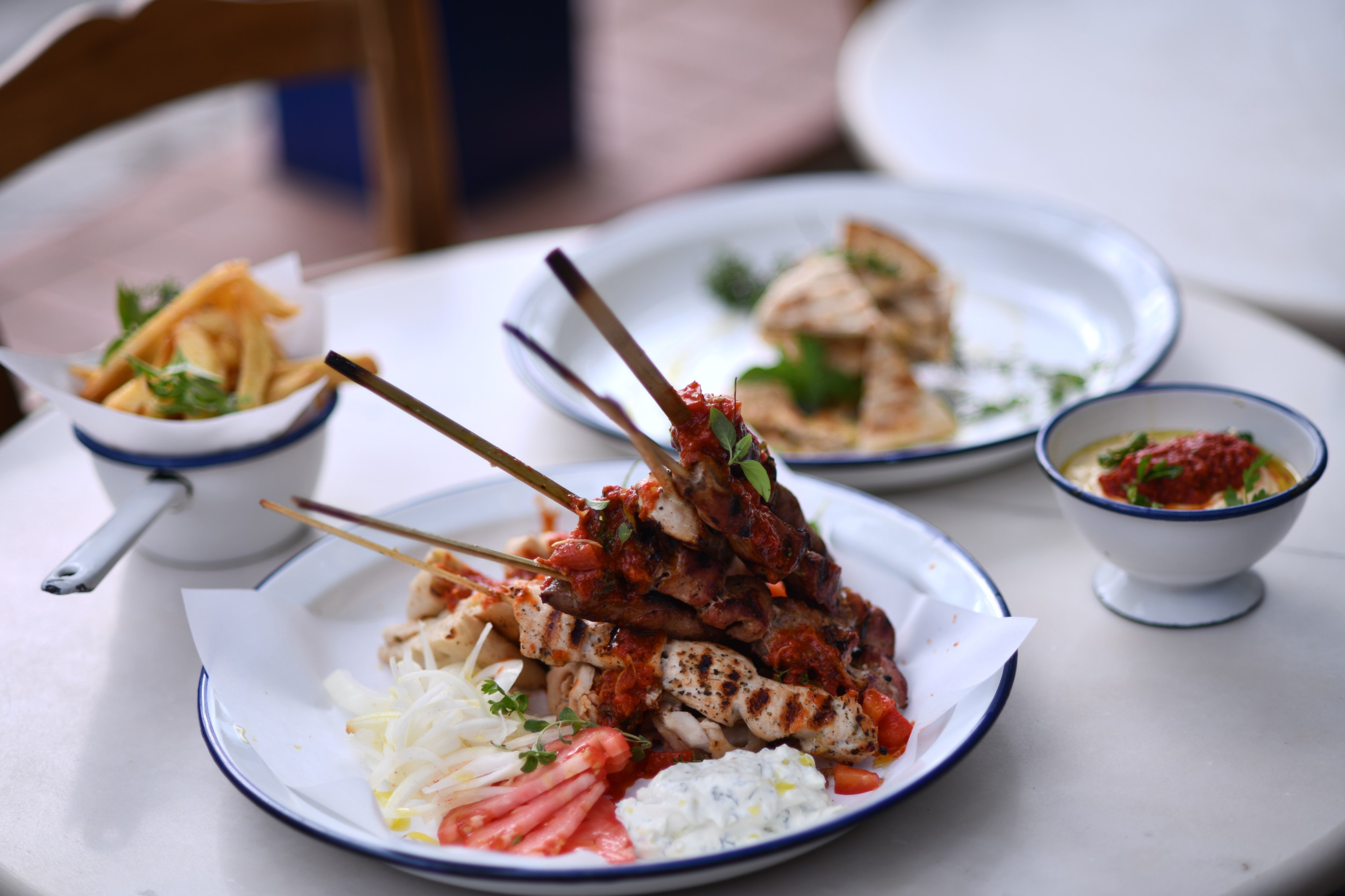 GR - Peloponnesos - Costa Navarino - Souvlakerie.JPG
