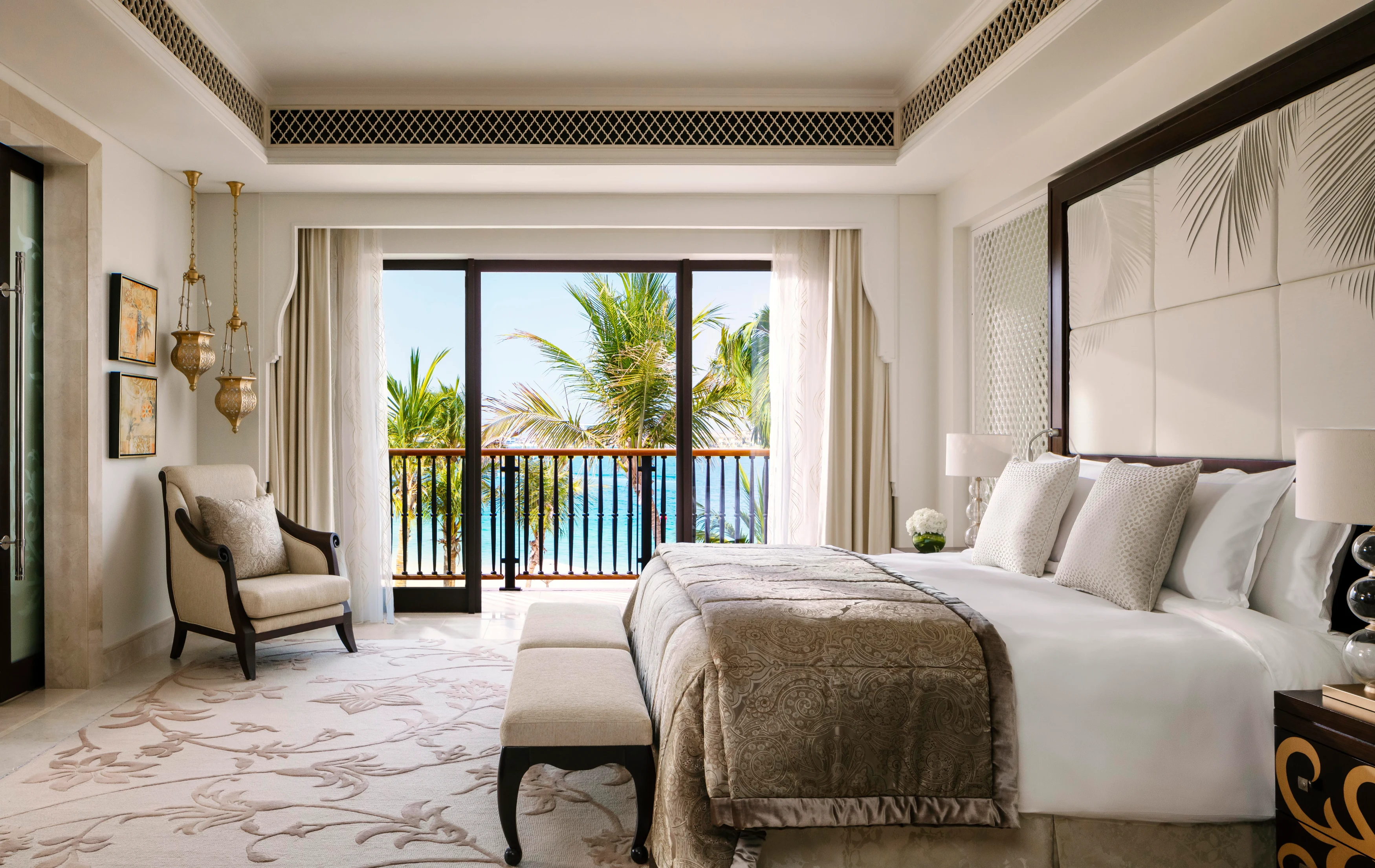 AE - One & Only The Palm - Palm Beach Executive Suite.webp