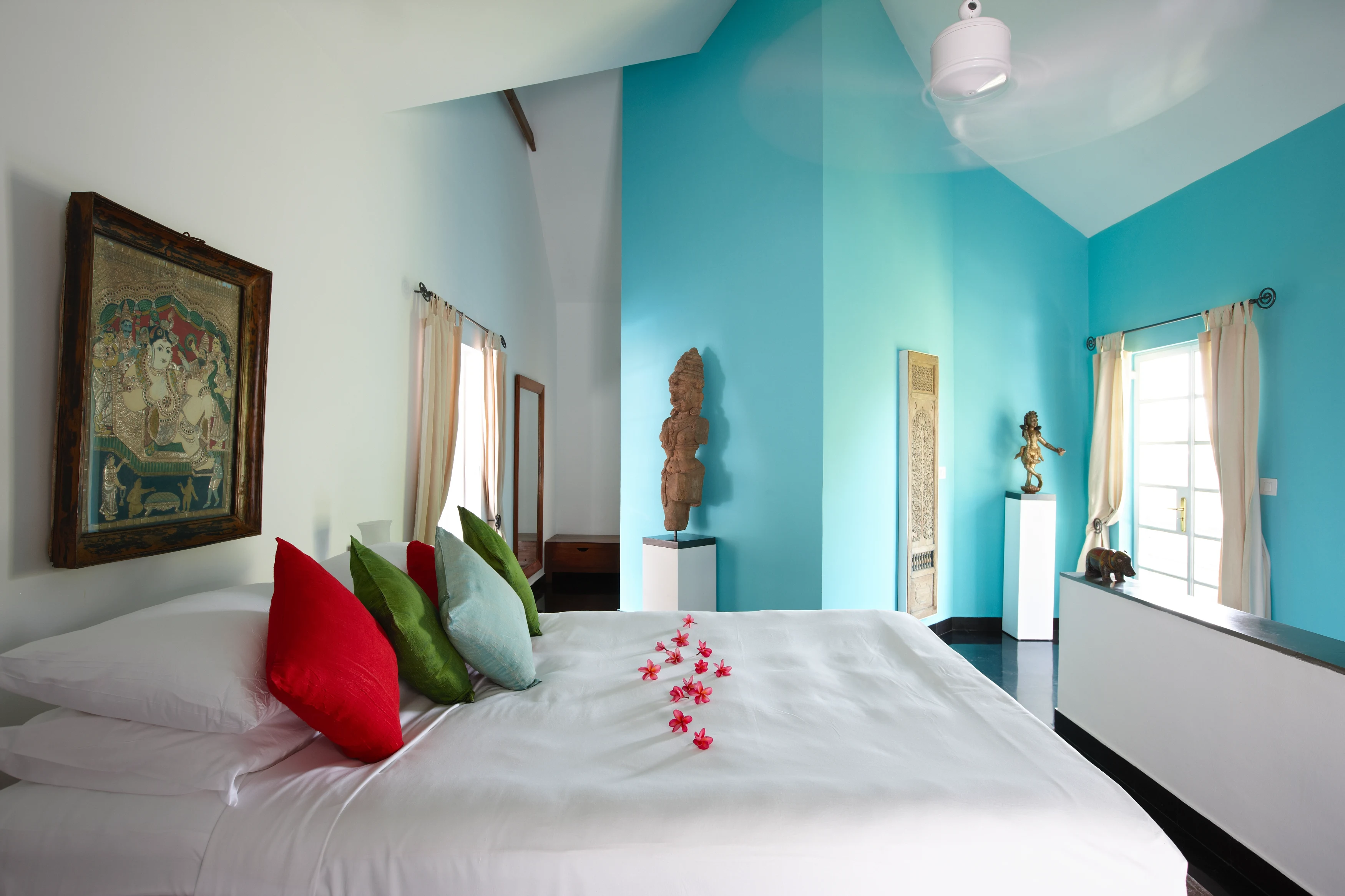 IN-Cochin-MalabarHouse-Room-slapen 18, MS Bed.webp