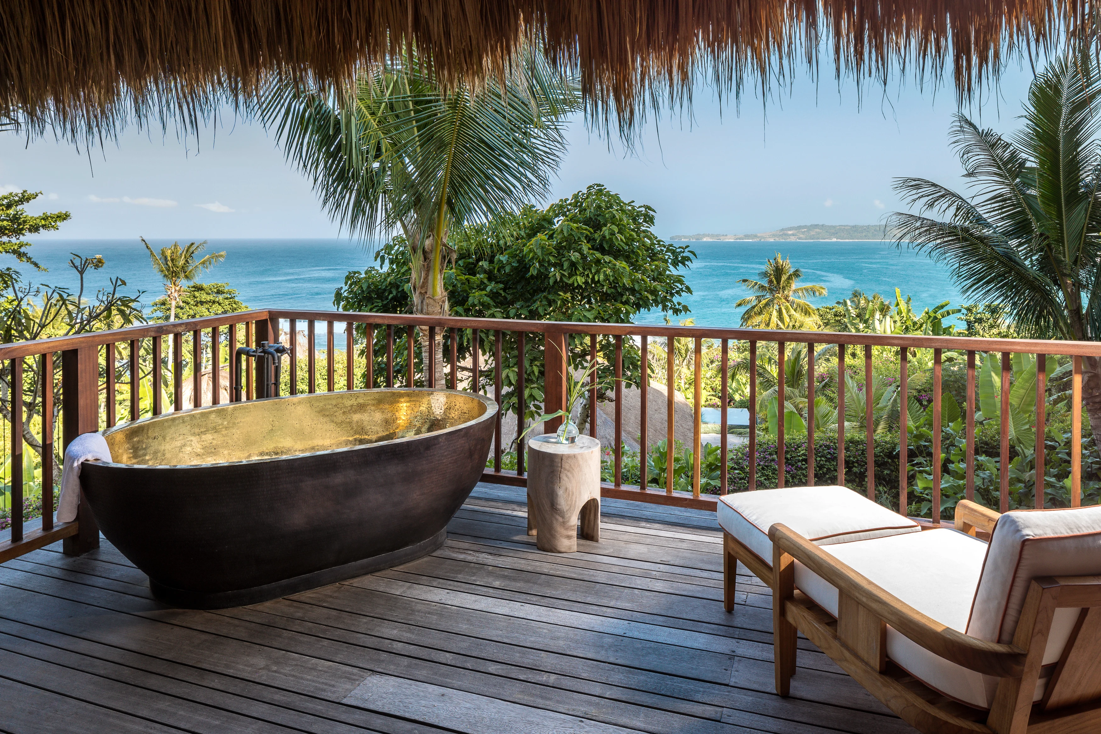 ID-Nihi-Sumba-Kanatar-Relaxen.webp