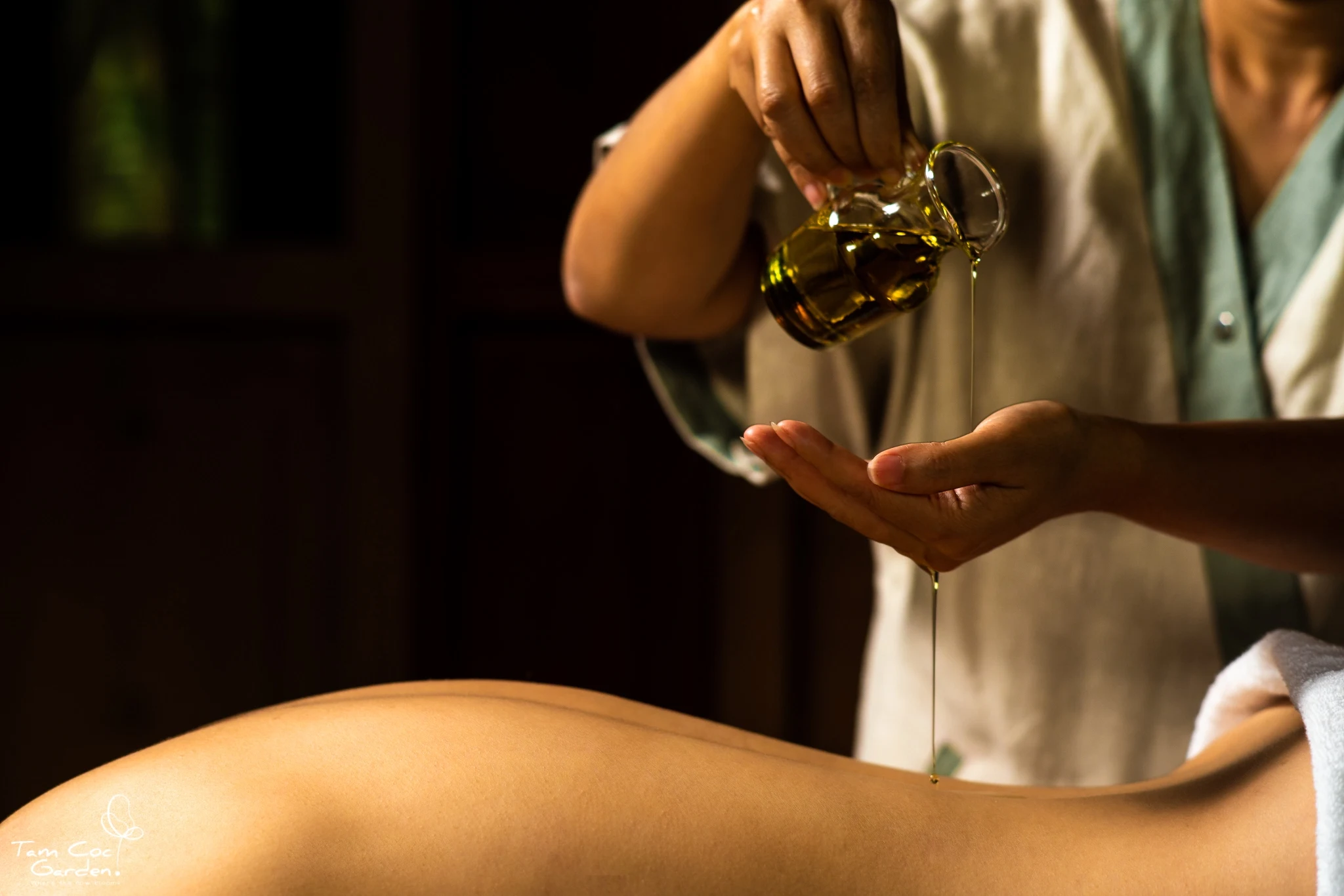 VN - Accommodatie - Tam Coc Garden Resort - Spa - Massage oil.webp