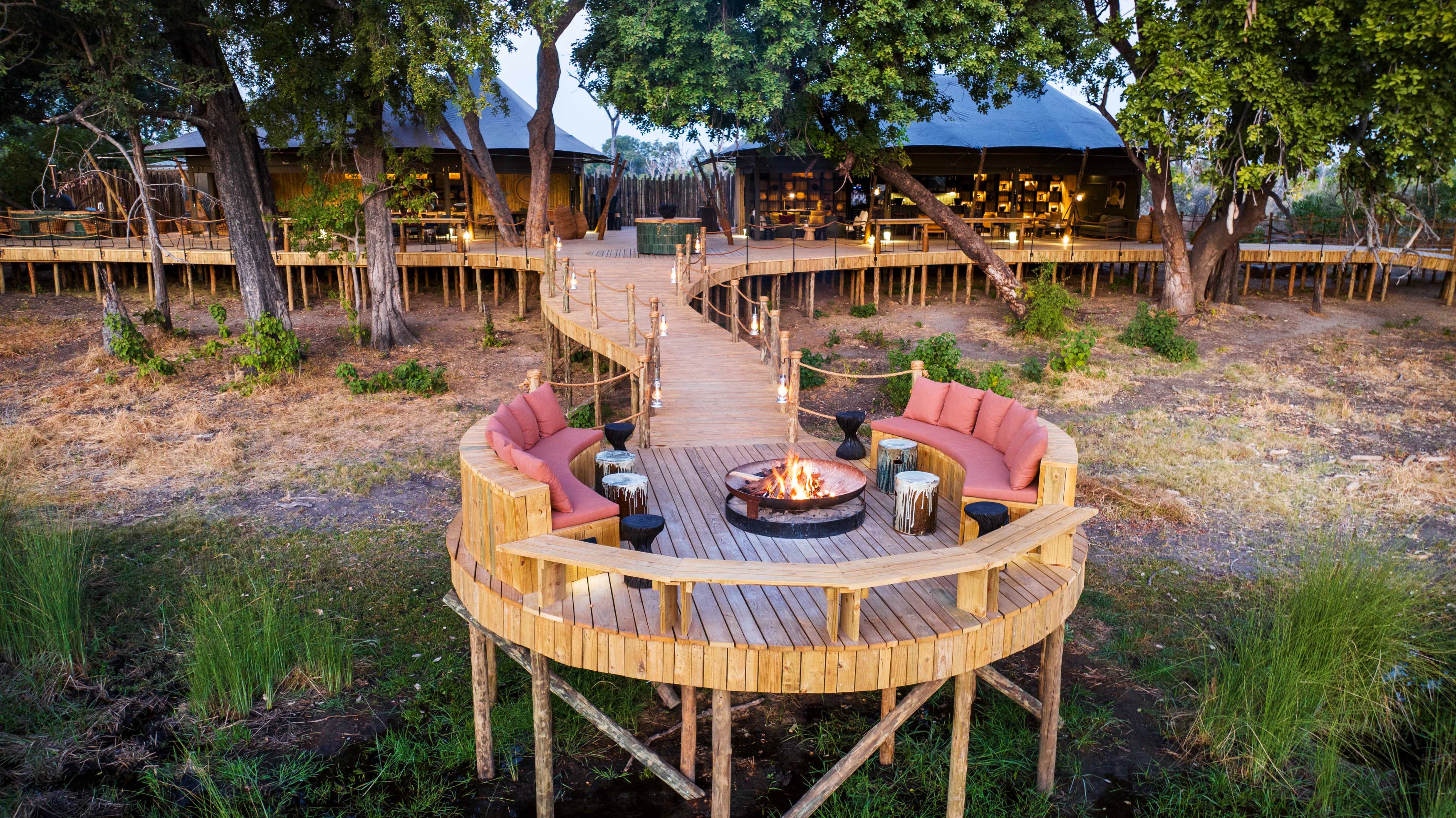 BW-North Island Okavango-Firepit.jpg