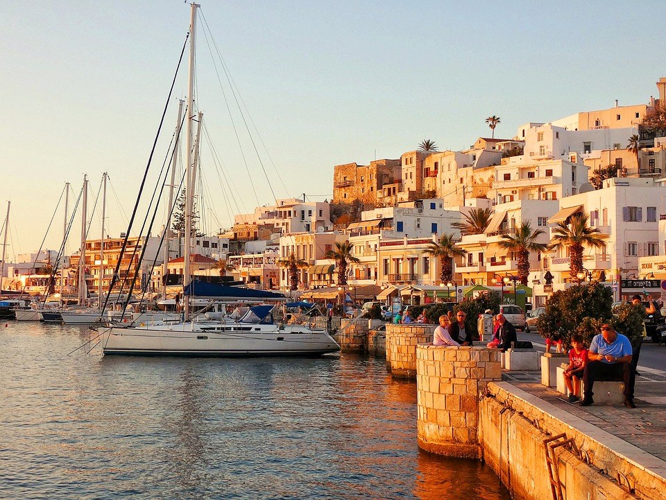 GR - Naxos harbour.jpg