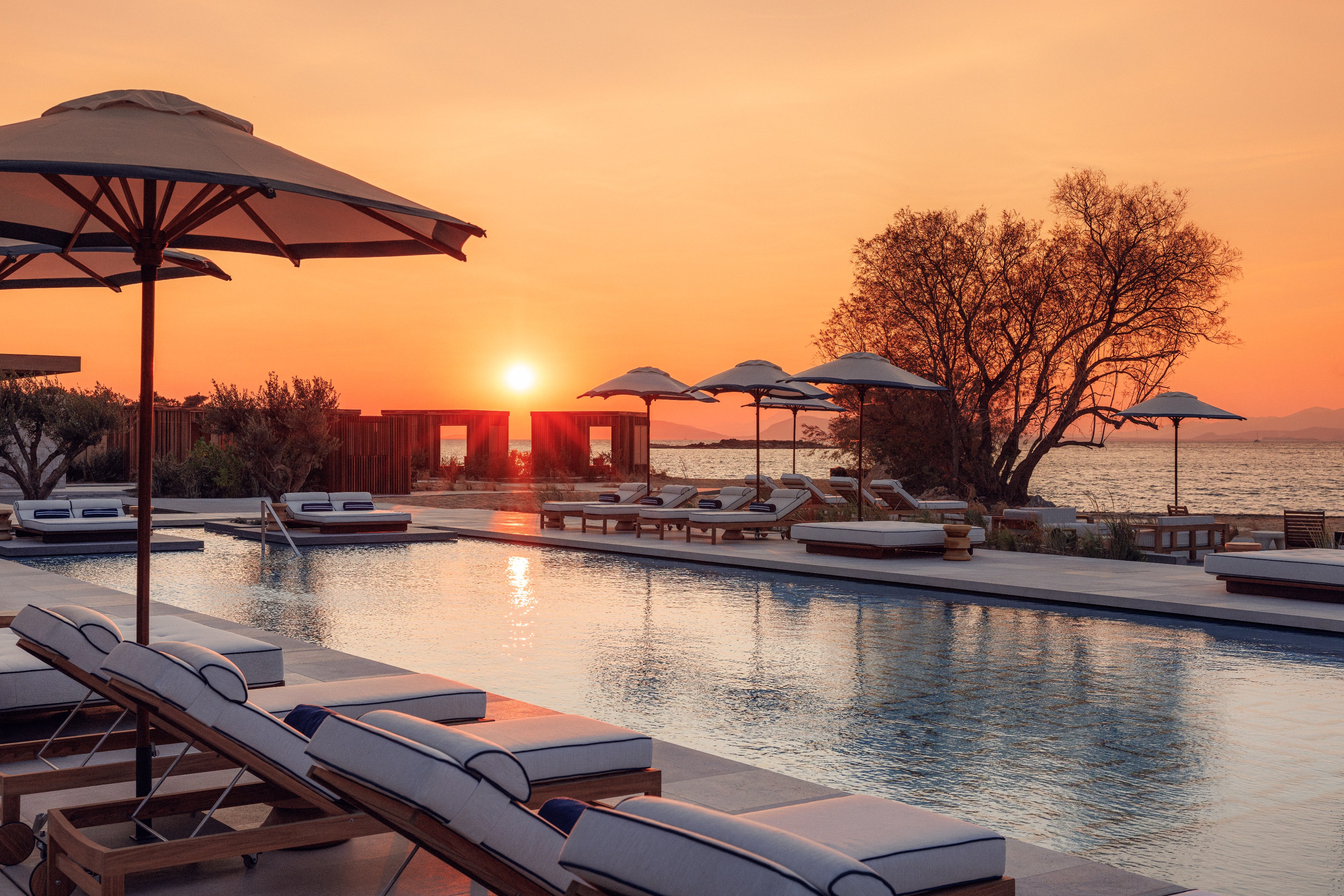 GR-Accommodatie-One&Only-Aesthesis-OOAA_Aesthesis_Pool_Sunset_View_4872_FINAL.jpg