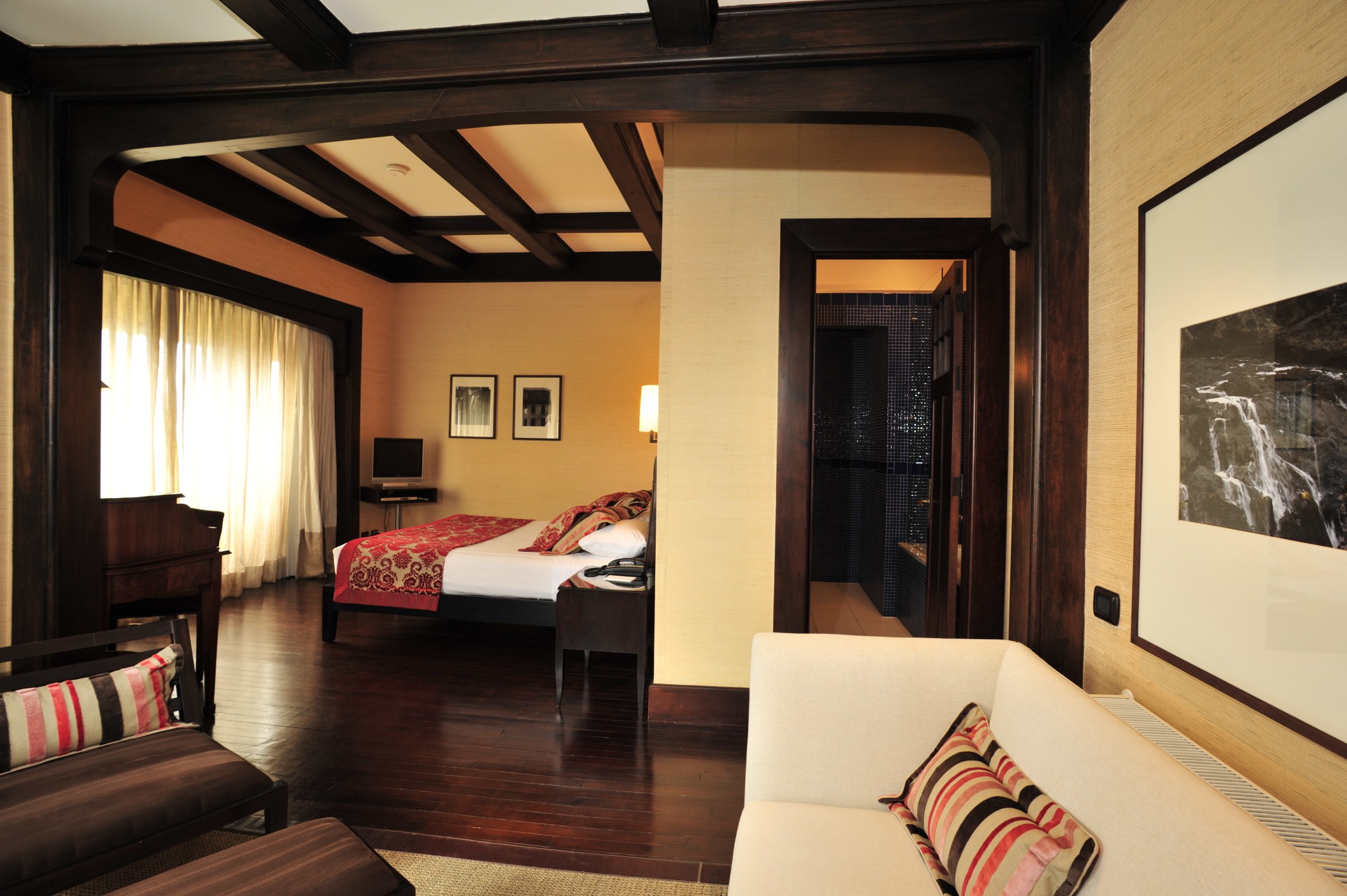 CL - Casa Higueras - bedroom Deluxe 8.JPG