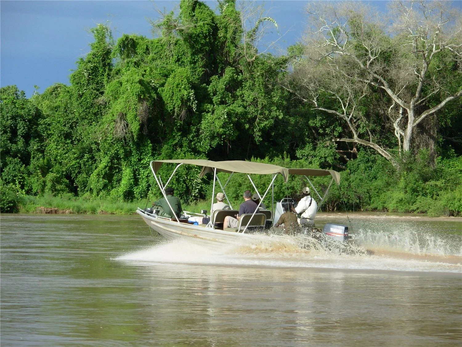 ZM-Boat_excursion.webp