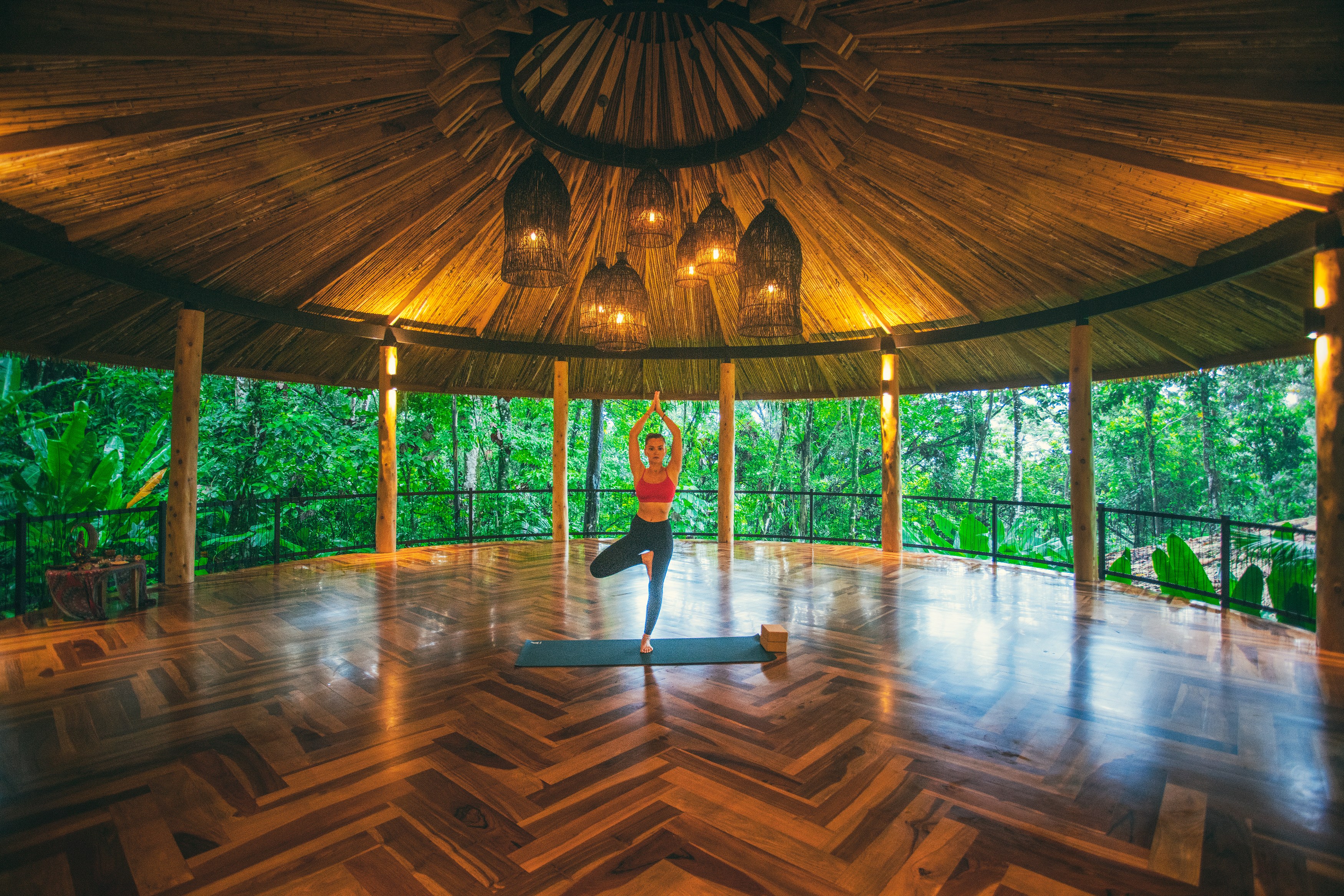 CR-Accommodatie-Nayara-Tented-Camps-yoga.jpg