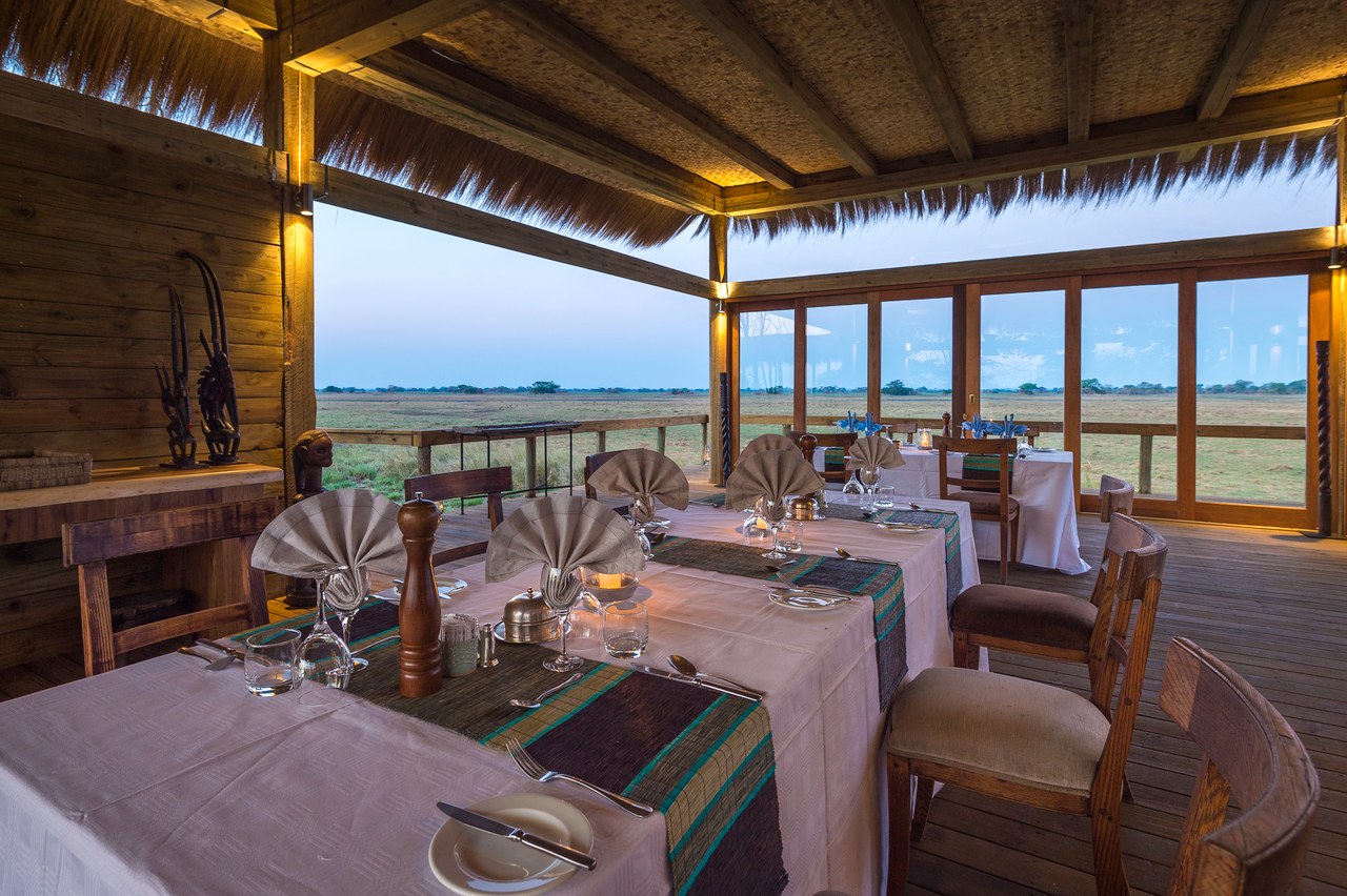 ZM - Shumba - dining.jpg