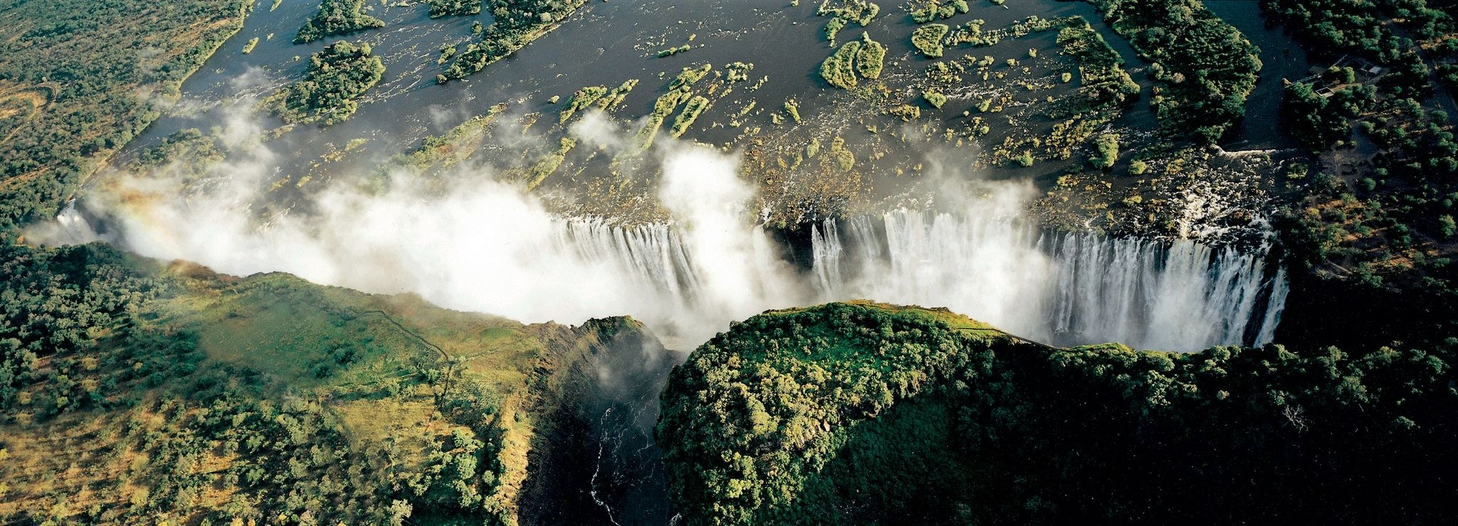 ZM-Tongabezi-waterfalls.jpg