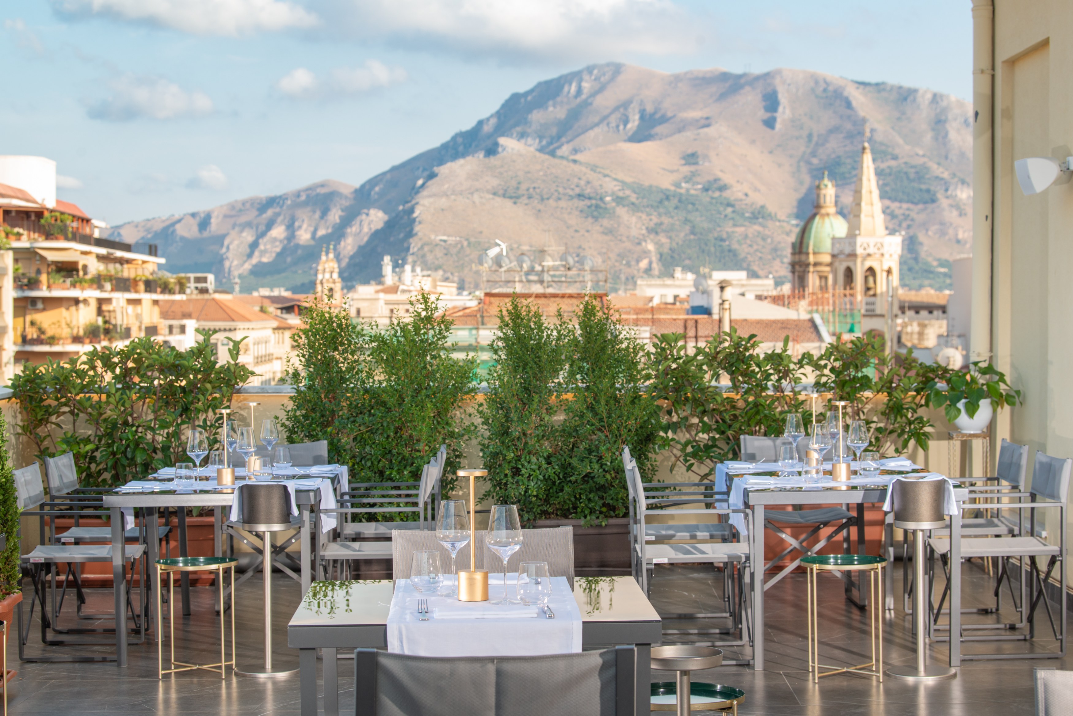 IT-Accommodatie-Grand Hotel et Des Palmes-Ouverture Terrace.jpg