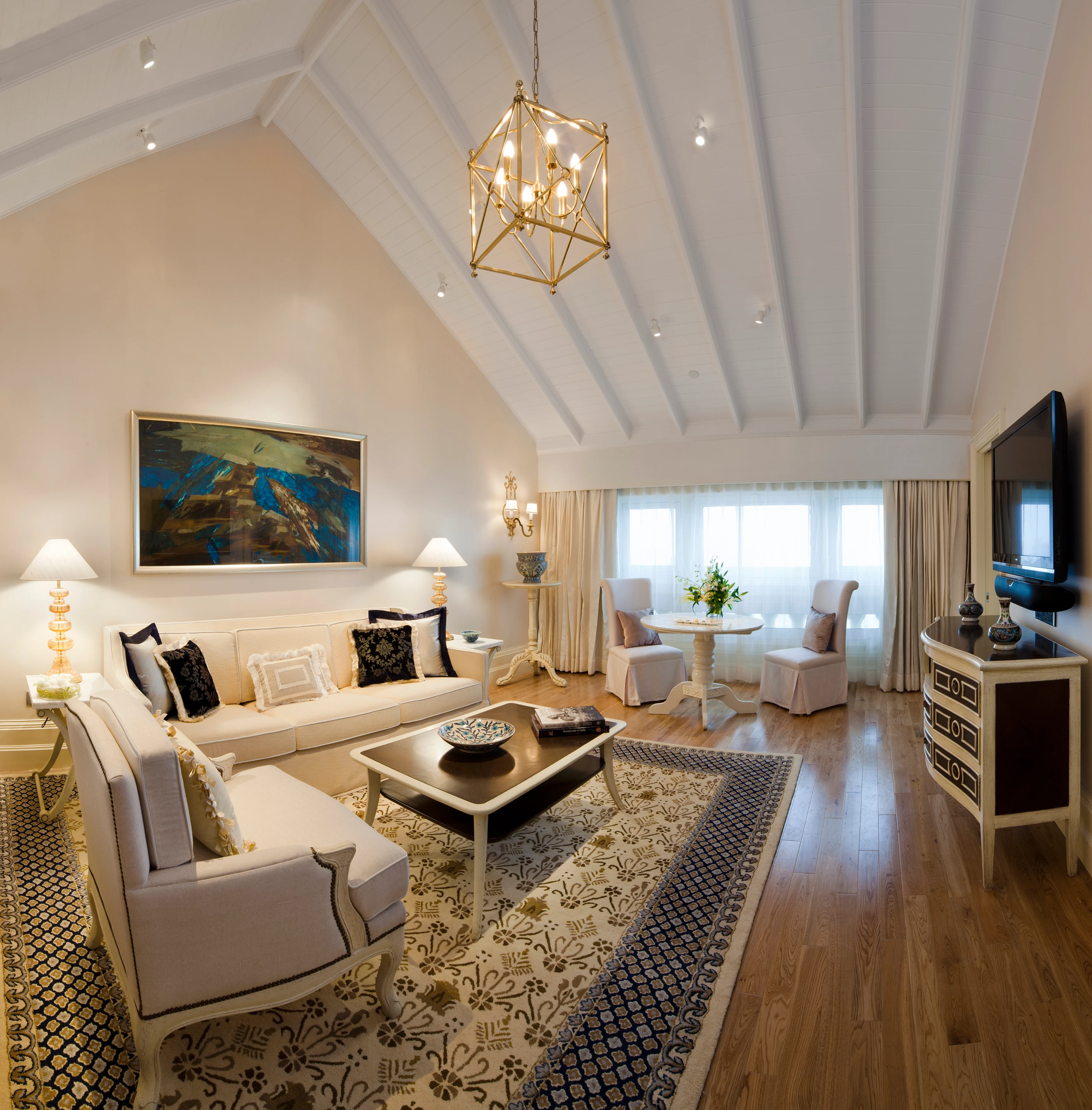 IN - Taj Mahal & Tower Hotel  - Seagull Suite - Living Area.webp