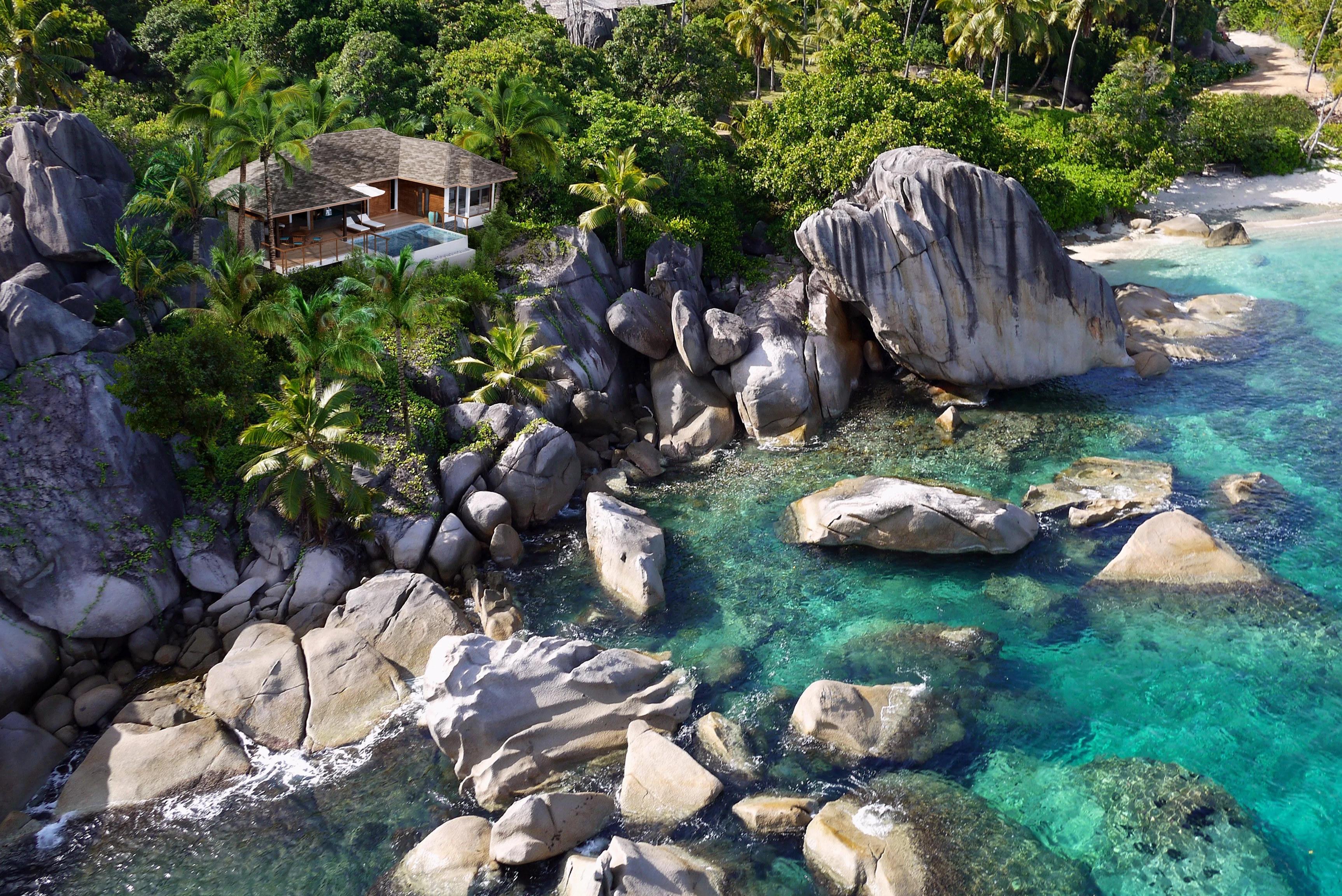 SC-accommodatie-Six-Senses-Zil-Pasyon-exterior-Arial-view.webp