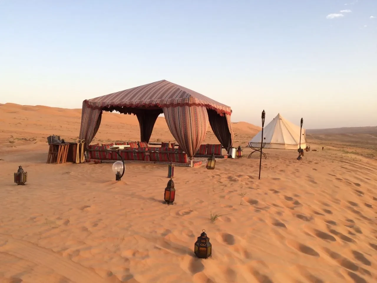 OM - Canvas Camp - Tent and majilis.webp