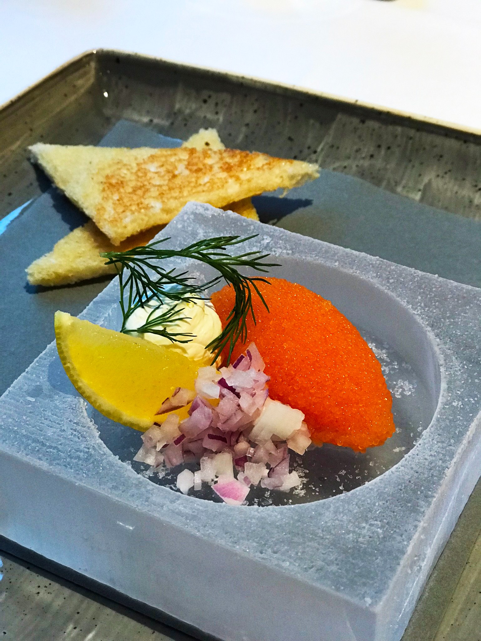 SE - Accommodatie - ICEHOTEL Diner.jpg