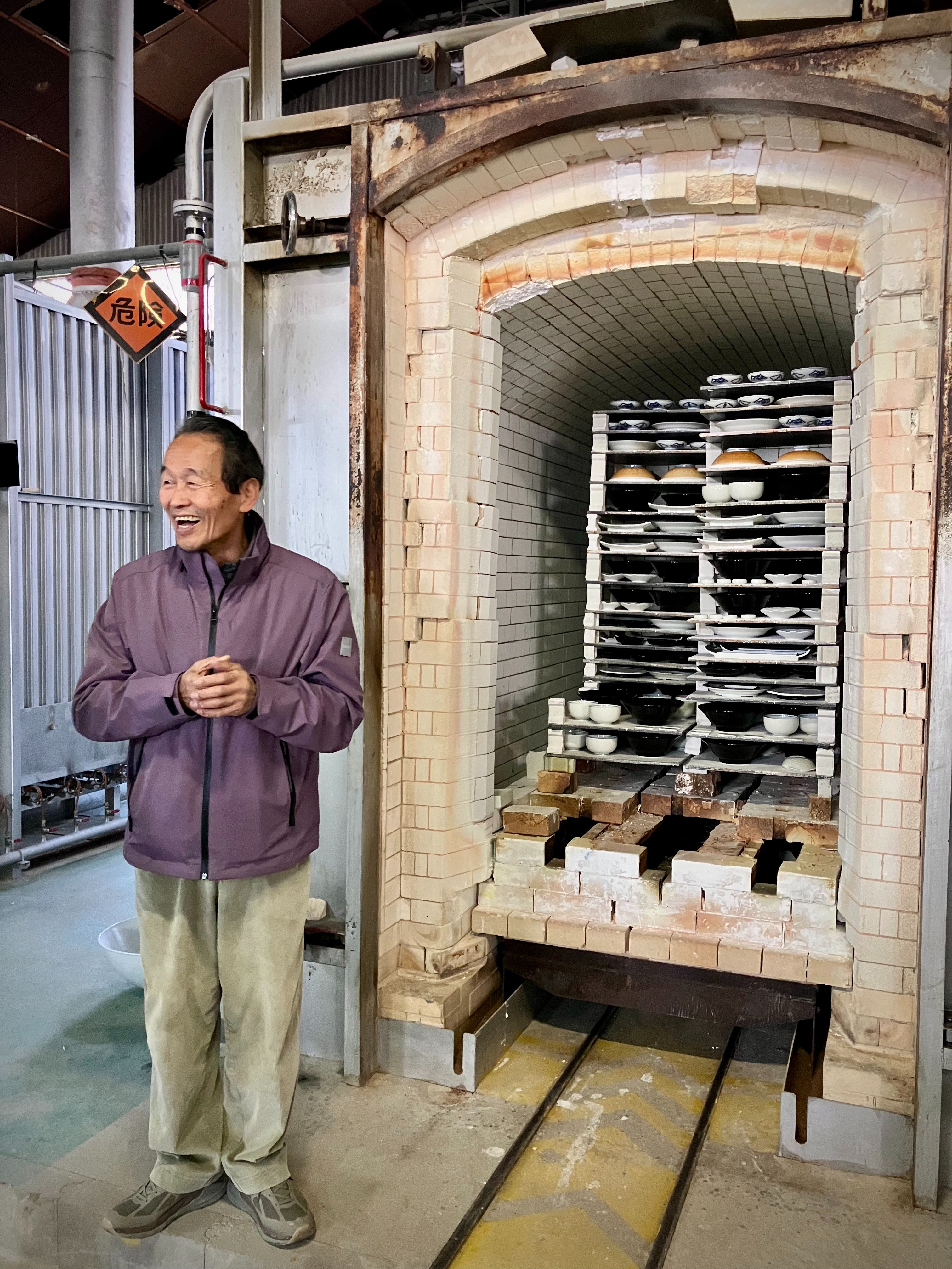 JP - Studiereis JNTO - Arita Kouraku Kiln werkplaats (13).jpg