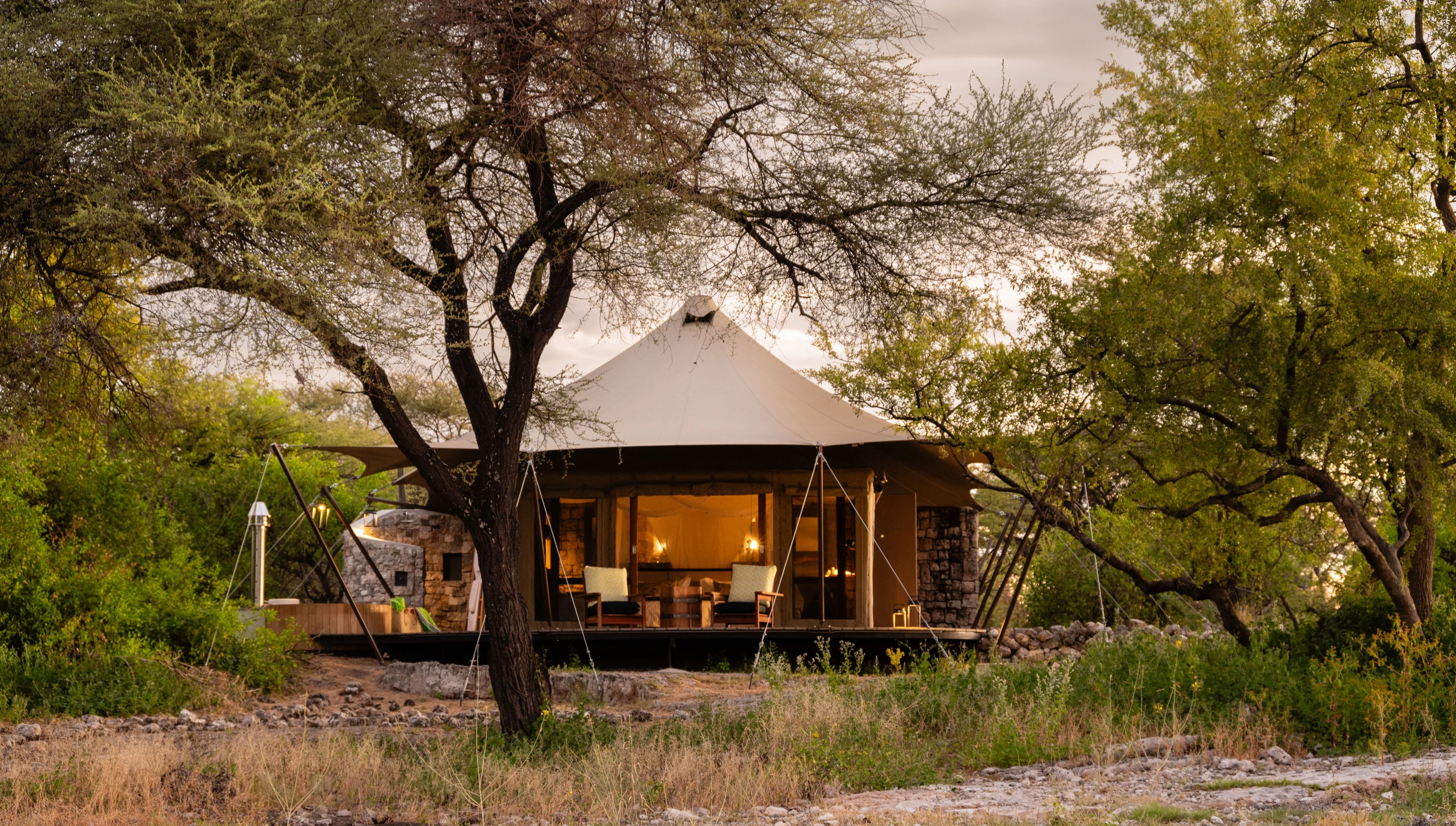 NA-accommodatie-Onguma-Tented-Camp-slapen-1.webp
