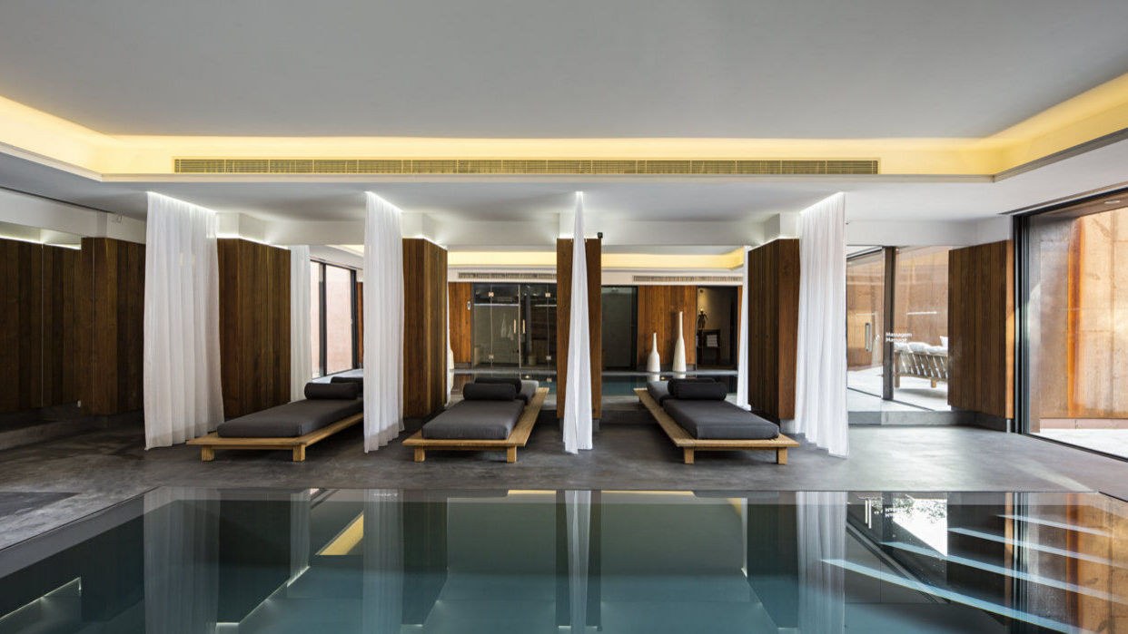 PT-Sublime-Comporta-indoor-pool-spa.jpg