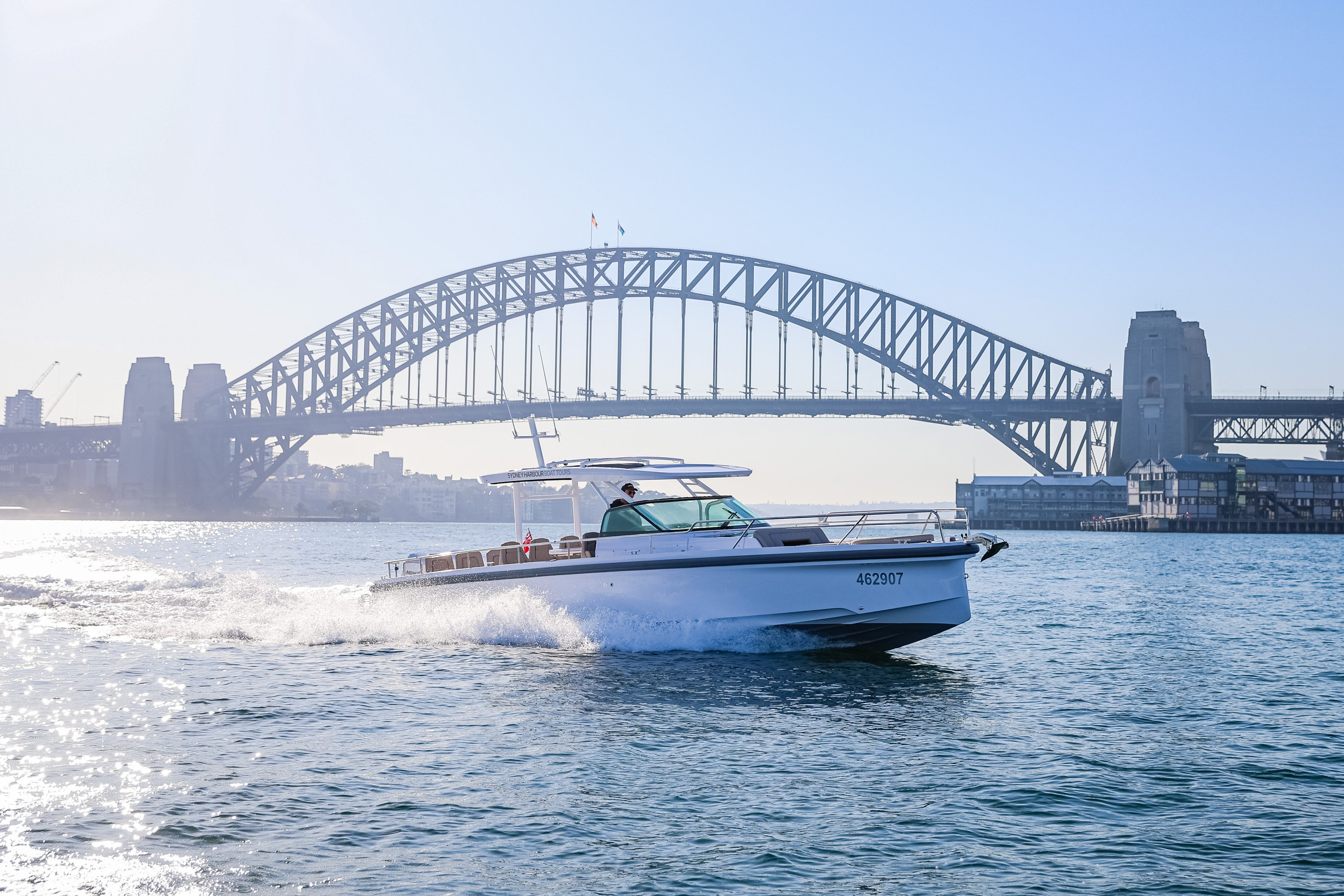 AU - Excursie - Sydney Harbour Boat Tours - Boat.jpg