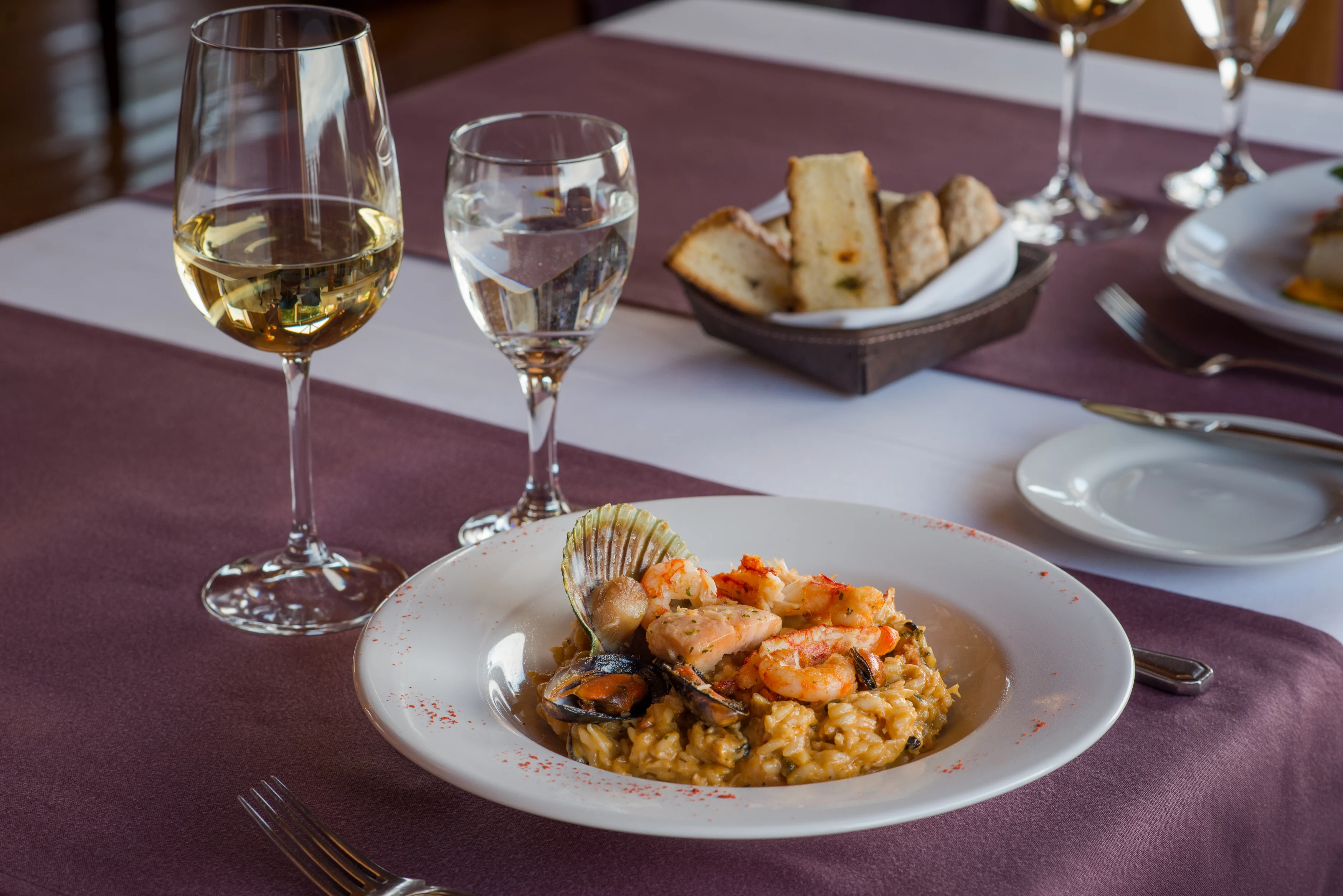 AR - Los Cauquenes Reinamora Restaurant food 2.webp