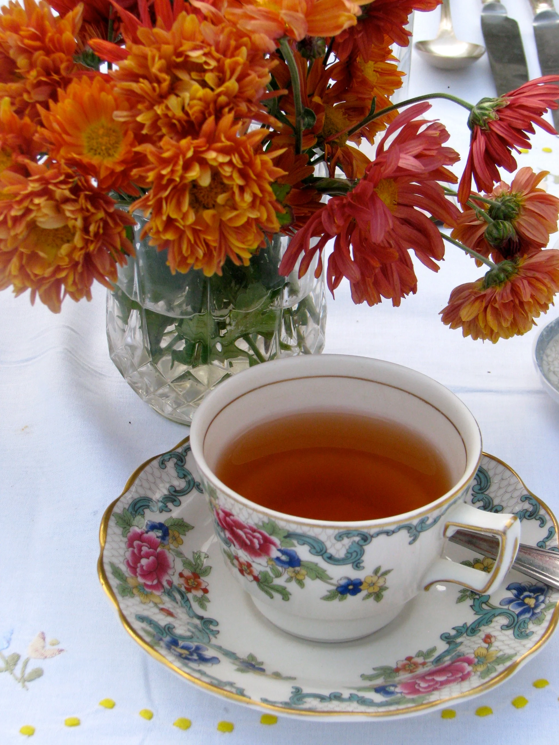 IN - Glenburn Tea Estate & Botique Hotel -Autumn crescendo tea.webp