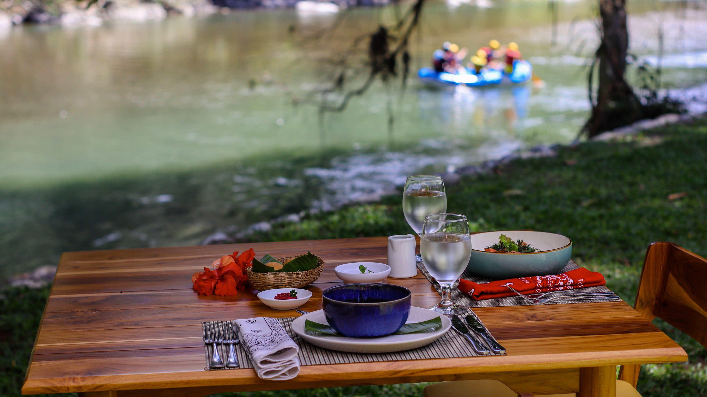 CR- Pacuare Lodge - lunch outside.jpg